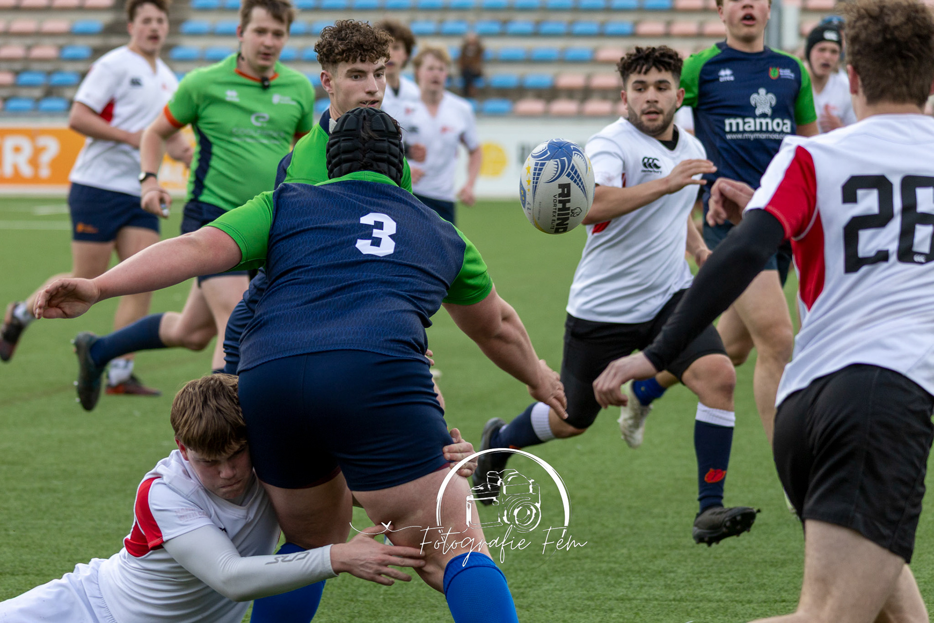 RRU1812032025-3
