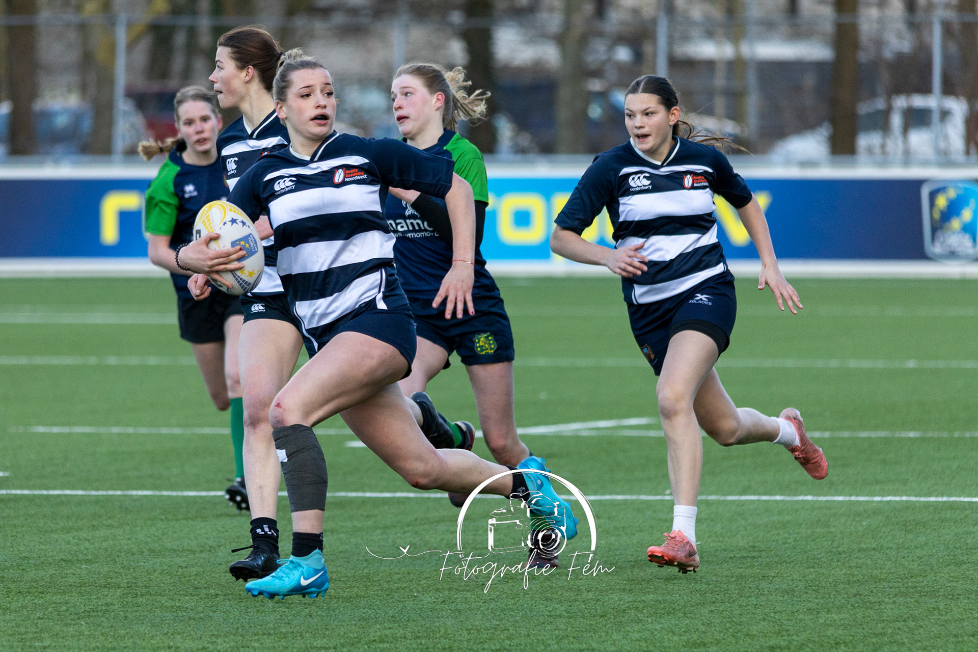 RRU1812032025-210