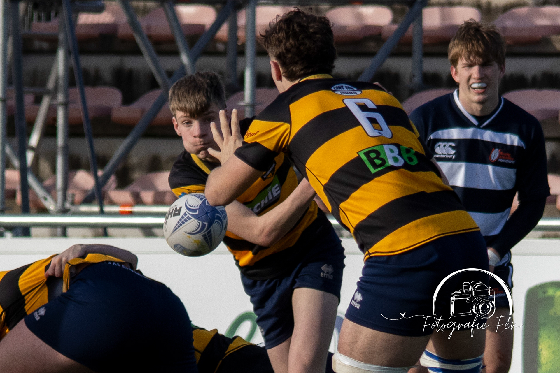 RRU1805022025-181
