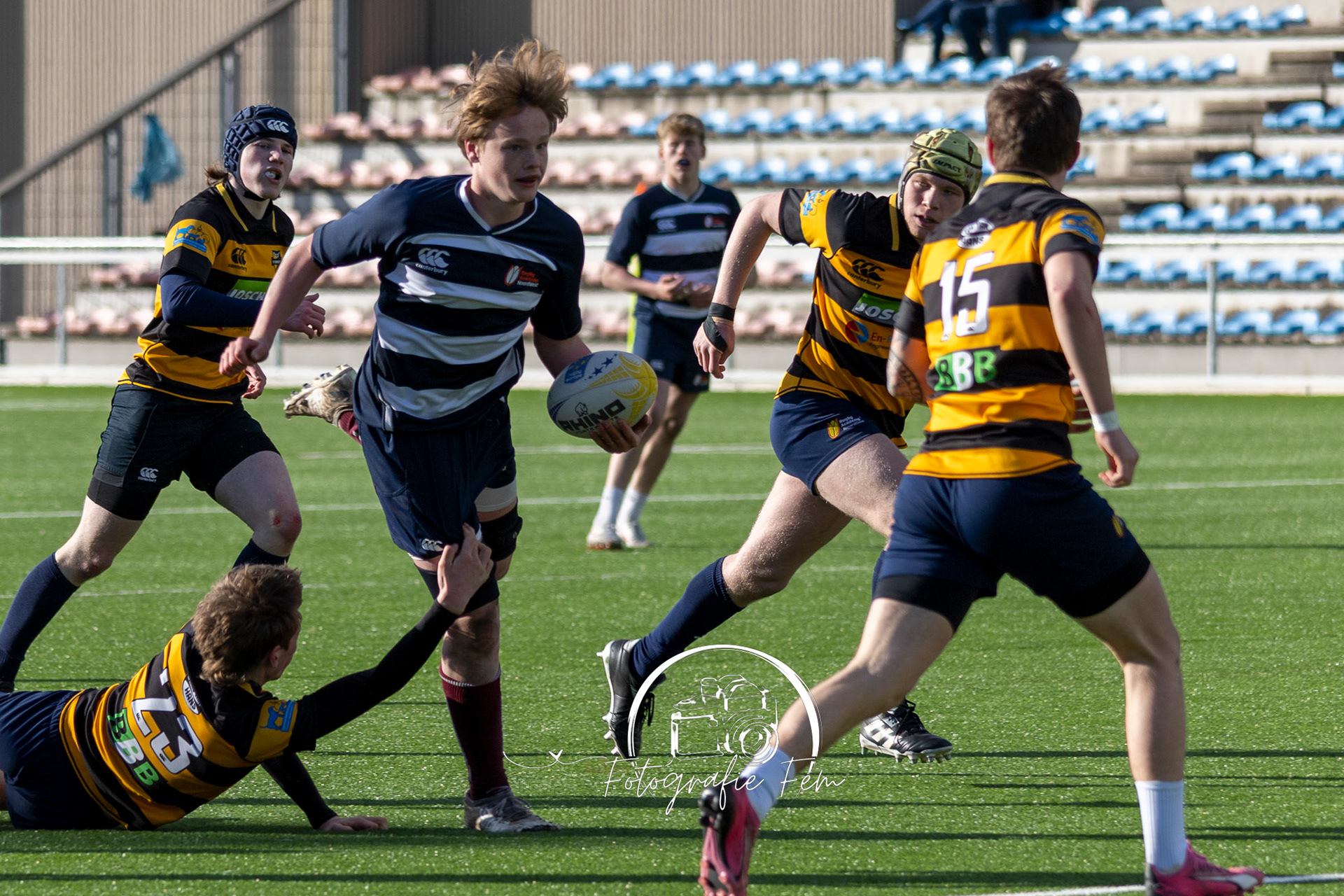 RRU1812032025-141