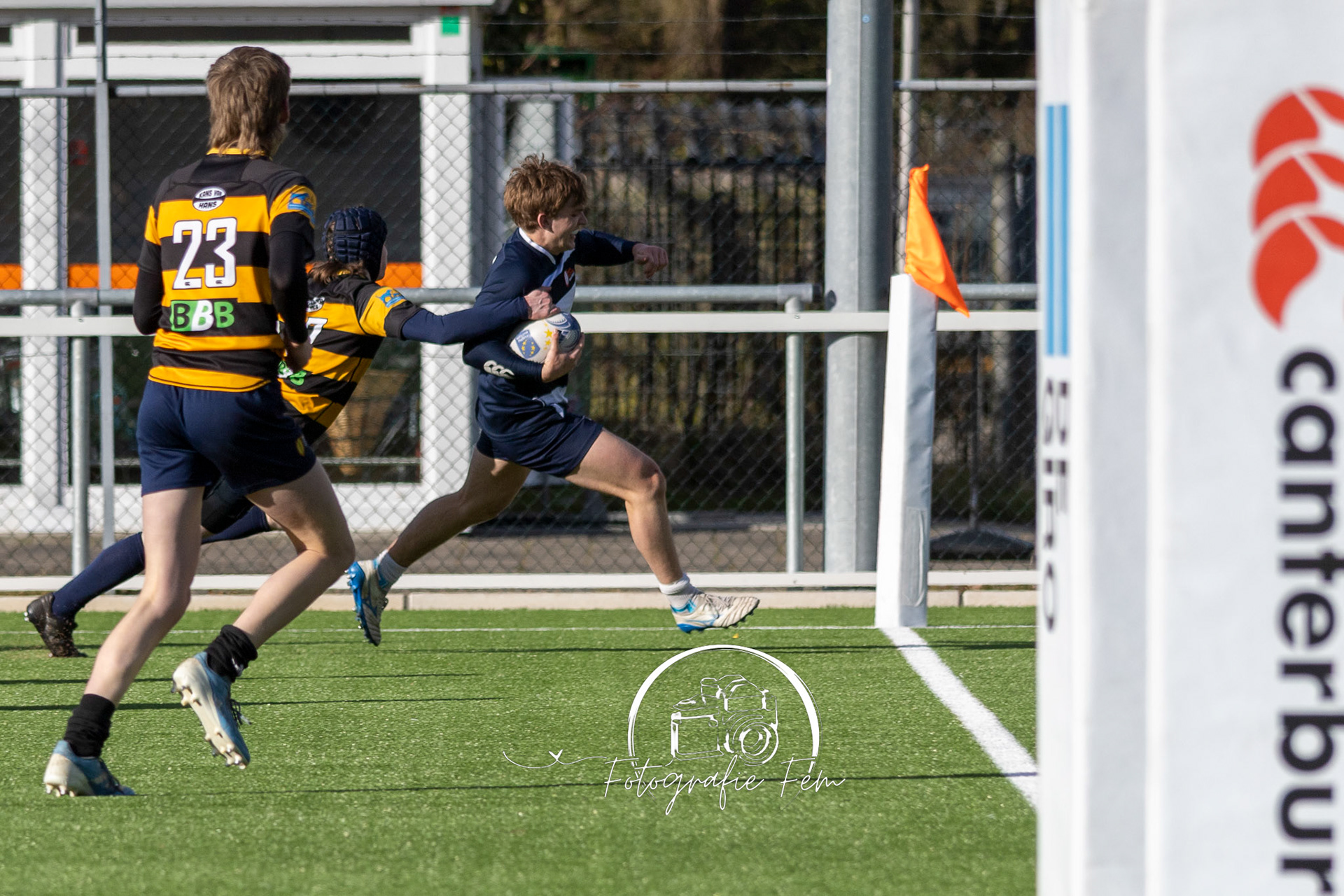 RRU1812032025-144