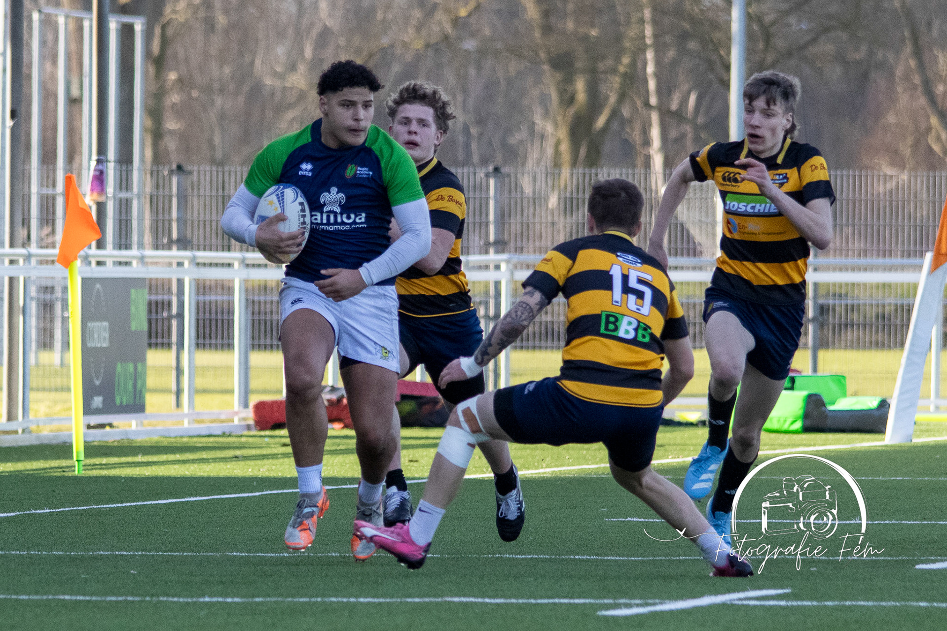 RRU1805022025-121
