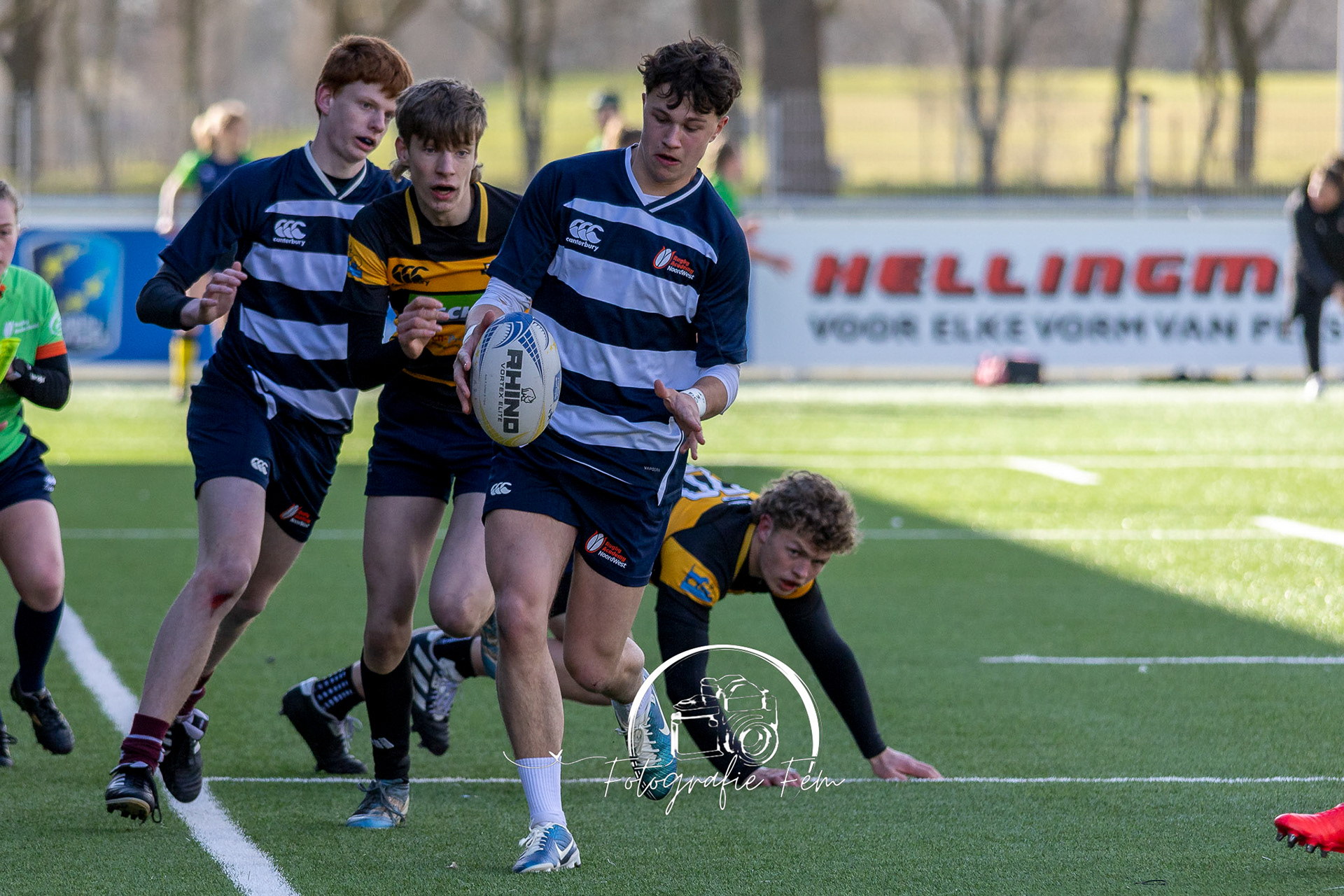 RRU1812032025-130