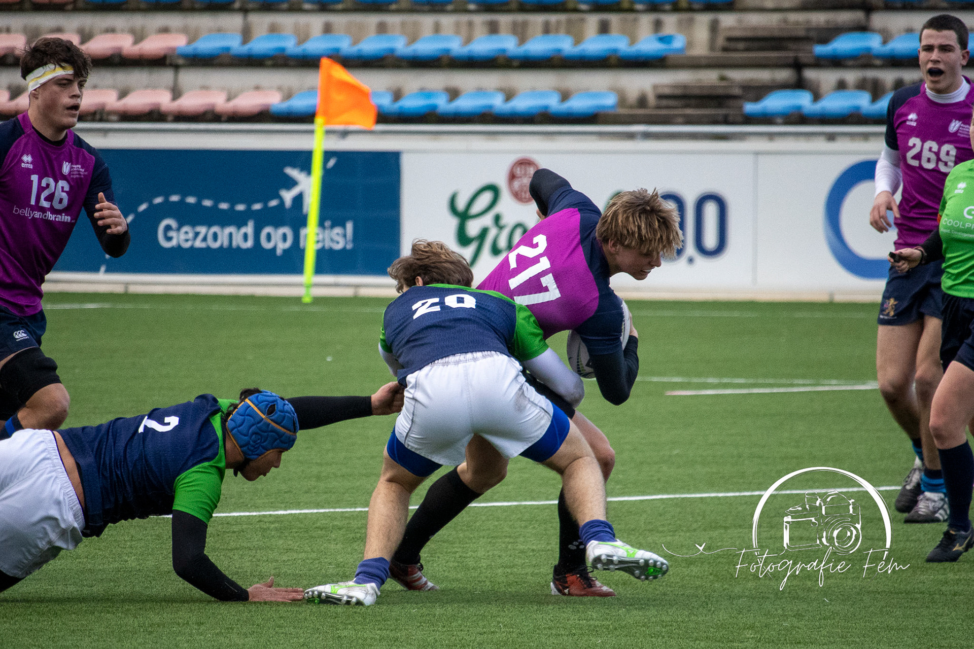 RRU1829012025-191