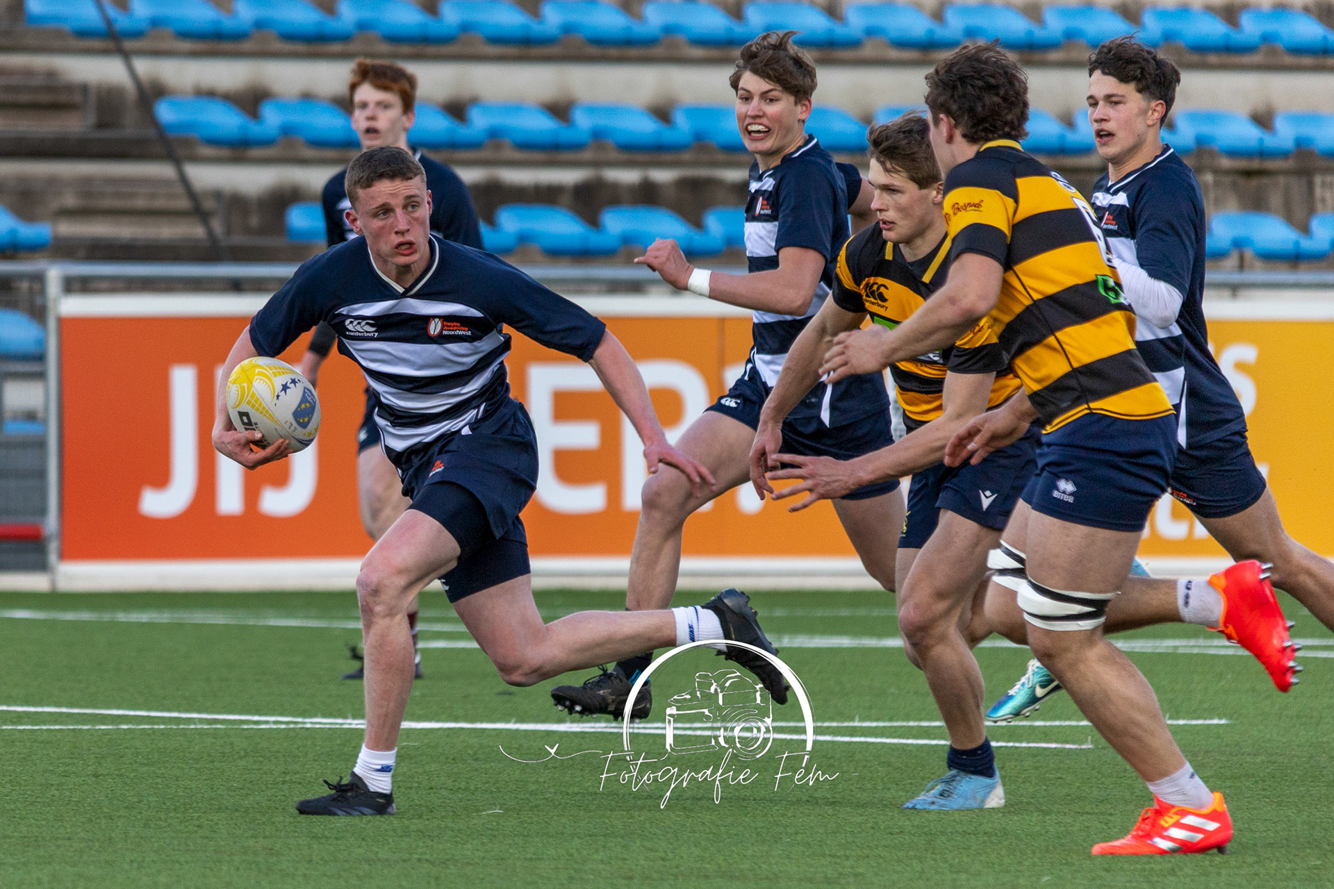RRU1812032025-69