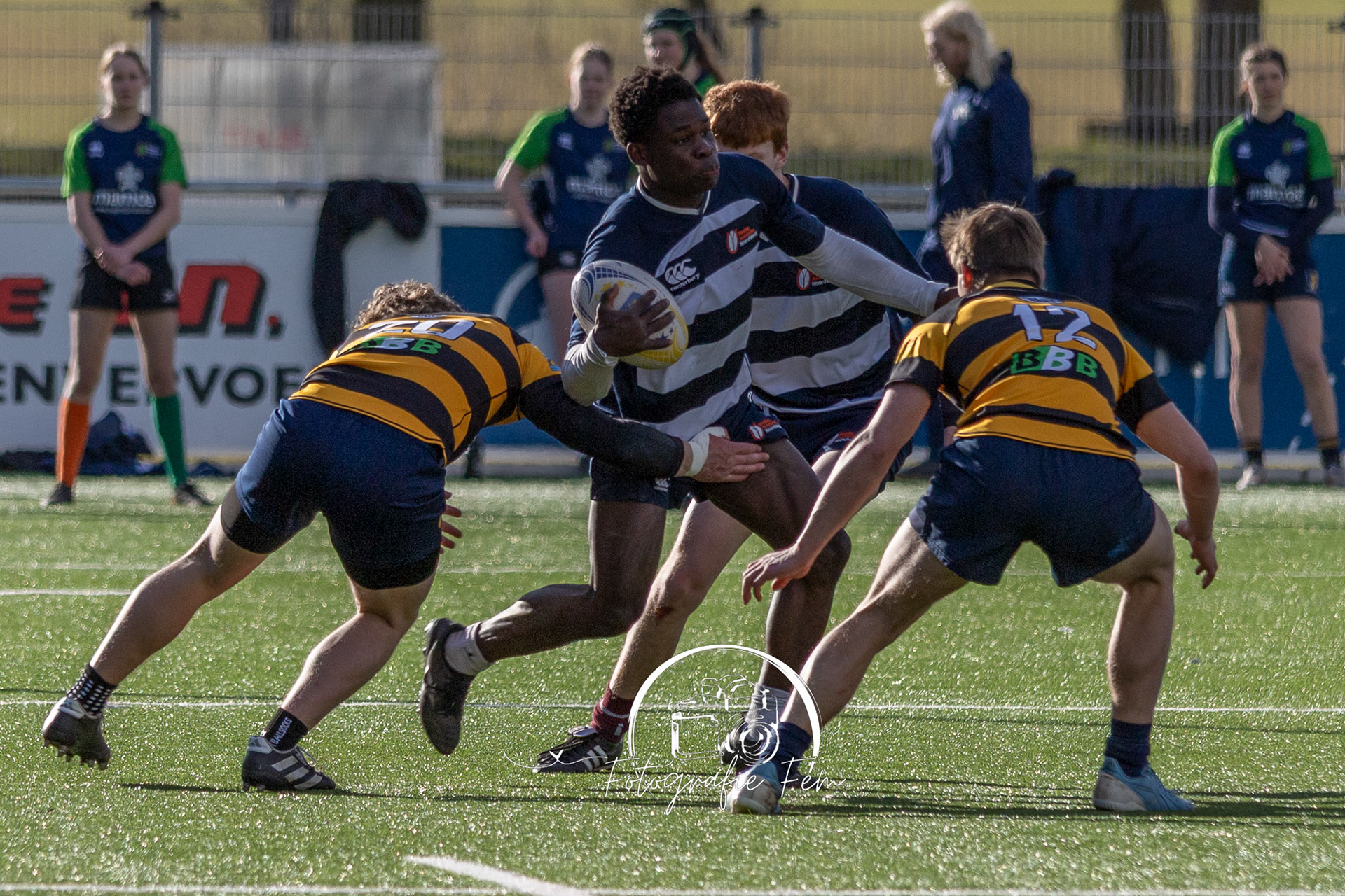 RRU1812032025-145