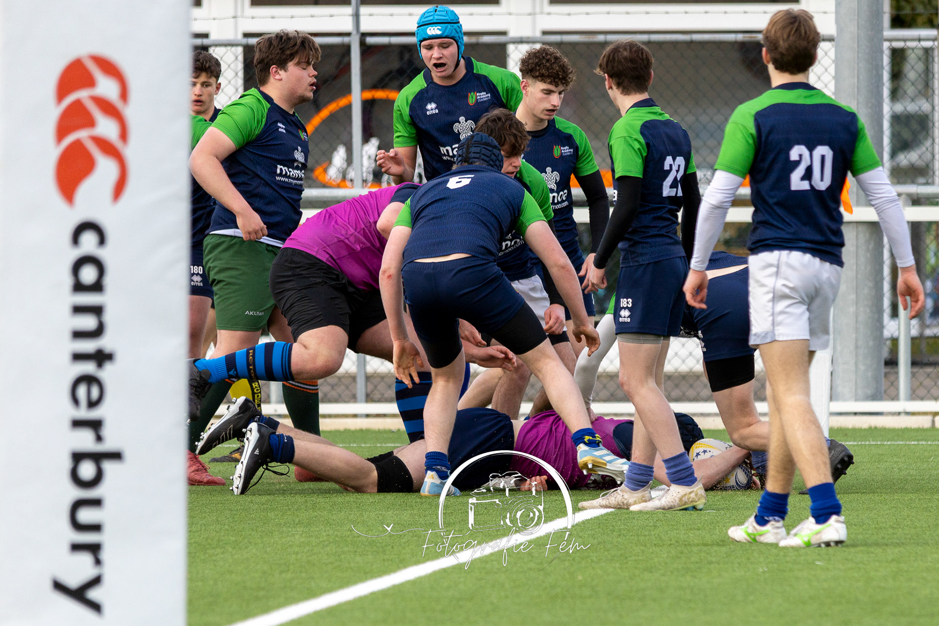 RRU1812032025-16