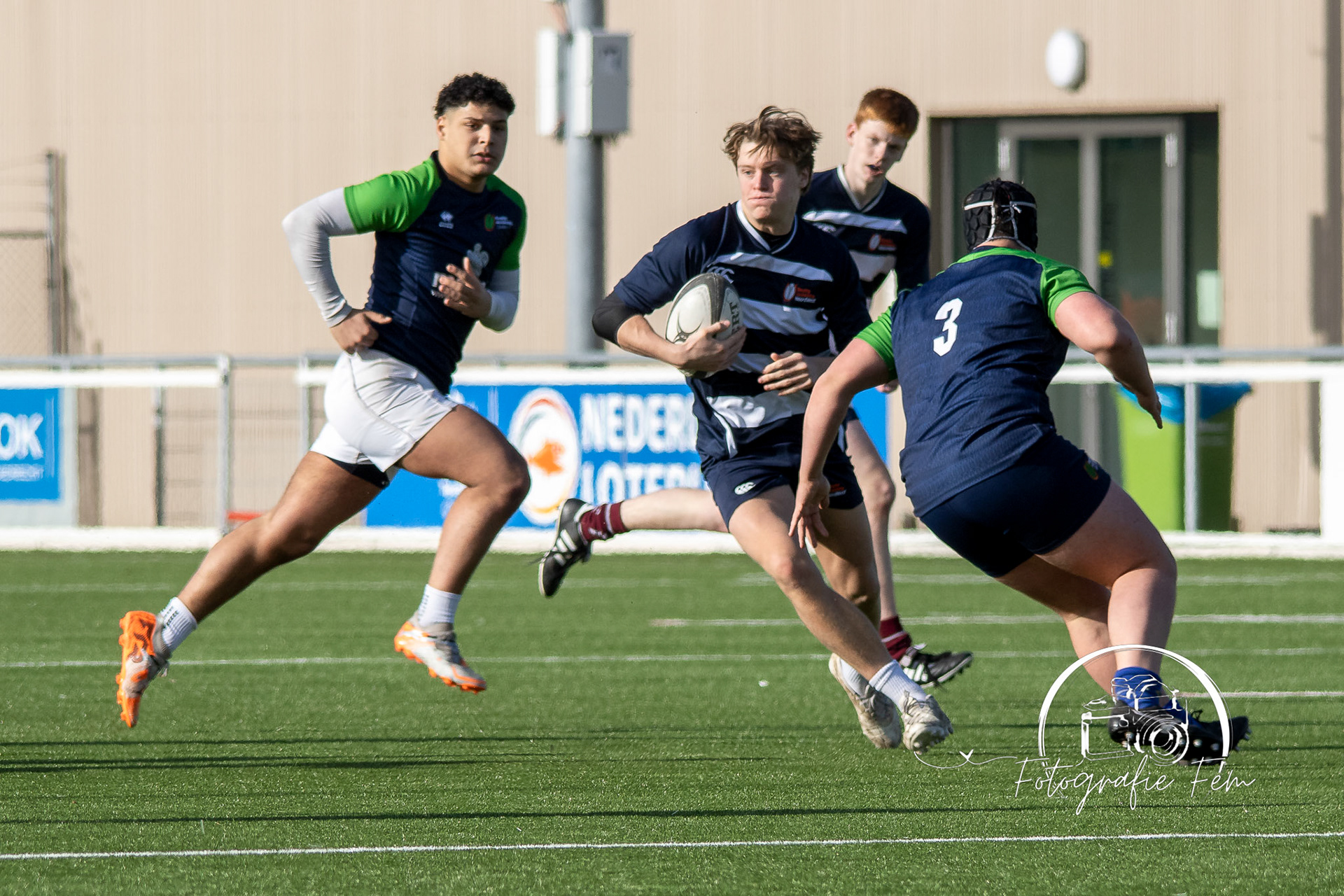 RRU1805022025-36
