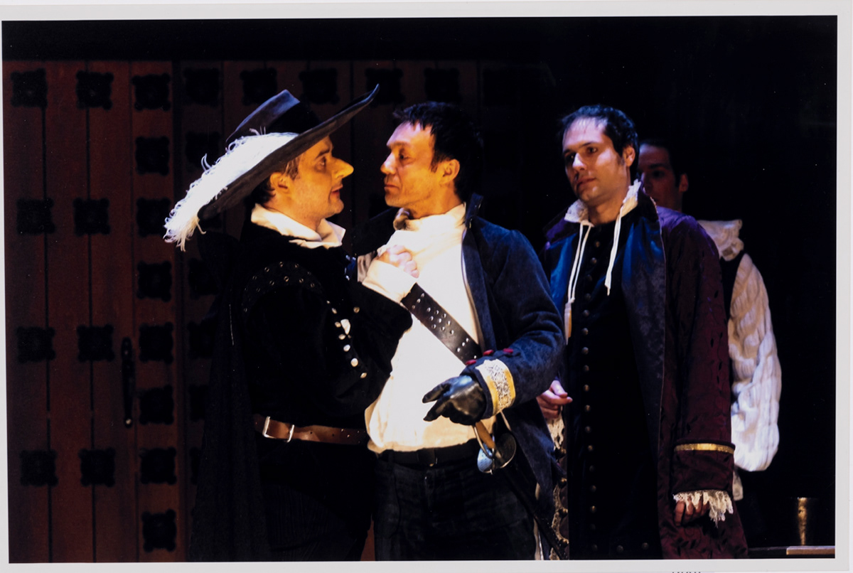 Hugues Frenette (Cyrano) Éric Leblanc (Vicomte de Valvert) Jean-Sébastien Ouellette (Comte de Guiche) © Louise Leblanc