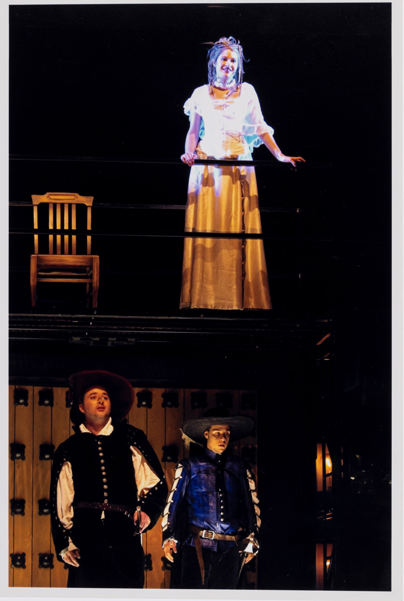 Maryse Lapierre (Roxane) Hugues Frenette (Cyrano) Lucien Ratio (Christian) © Louise Leblanc