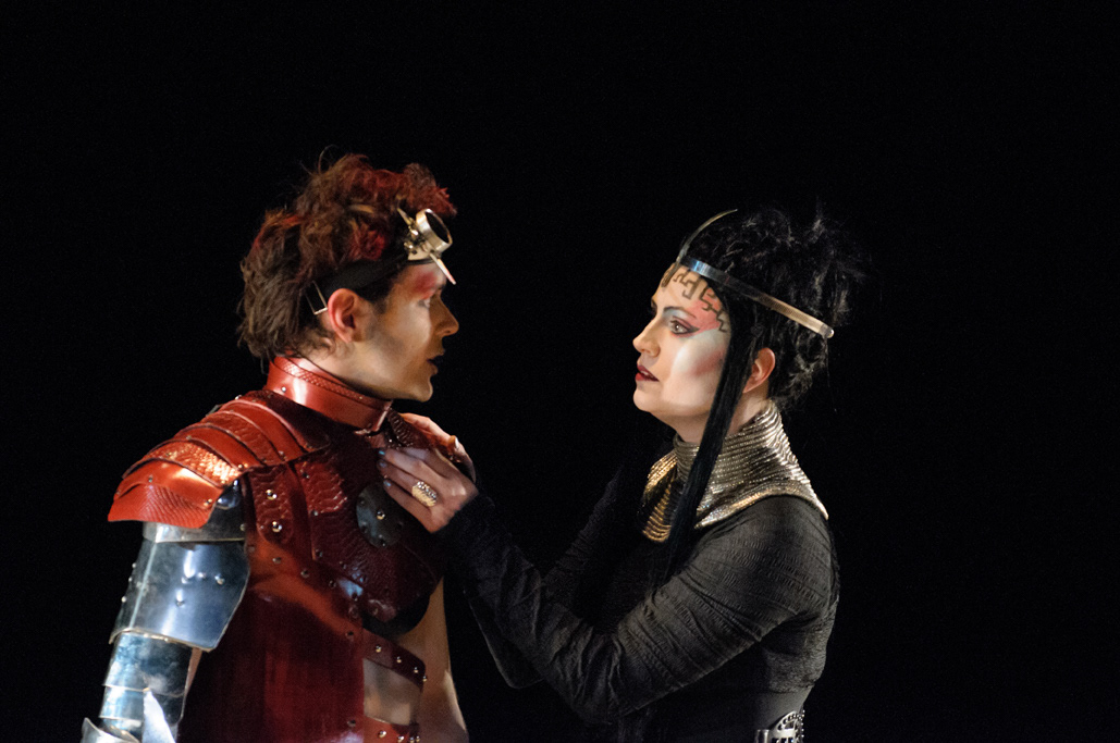 Steve Gagnon (Télémaque) Sophie Dion (Pénélope) © Vincent Champoux