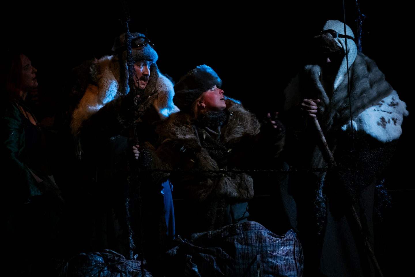 Anne-Marie Côté (Groucha) Jonathan Gagnon (Le 1er homme) Maude Boutin St-Pierre (La marchande) Nicolas Létourneau (Le 2e homme) © Stéphane Bourgeois