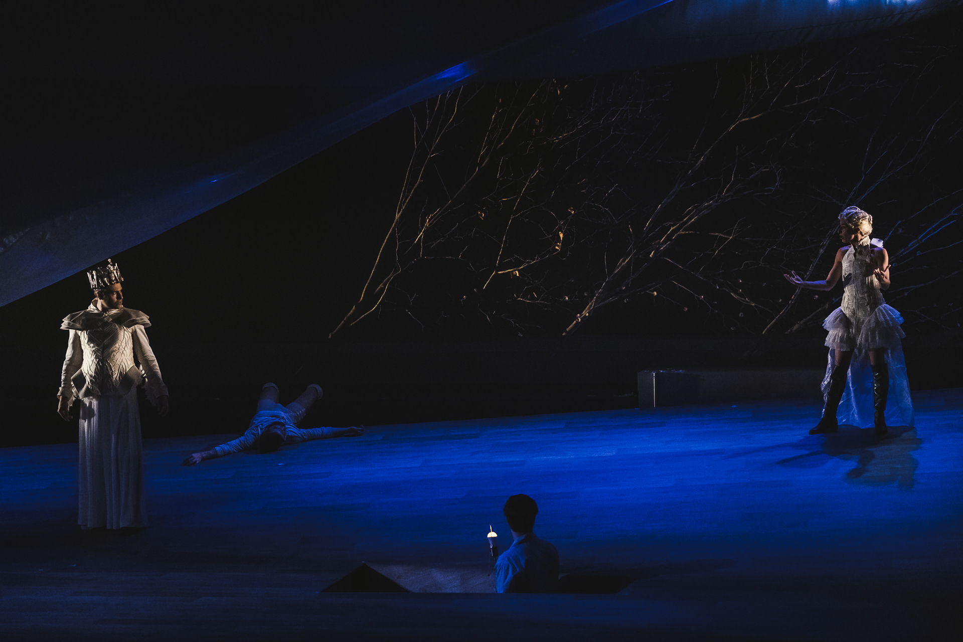 Jean-Sébastien Ouellette (Obéron) Patrick Ouellet (Puck) Valérie Laroche (Tatiana) © Stéphane Bourgeois