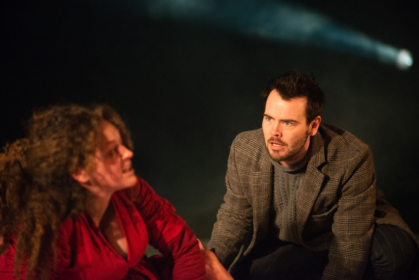 Annabelle Pelletier-Legros (Esther) Samuel Corbeil (Valkav) © Vincent Champoux