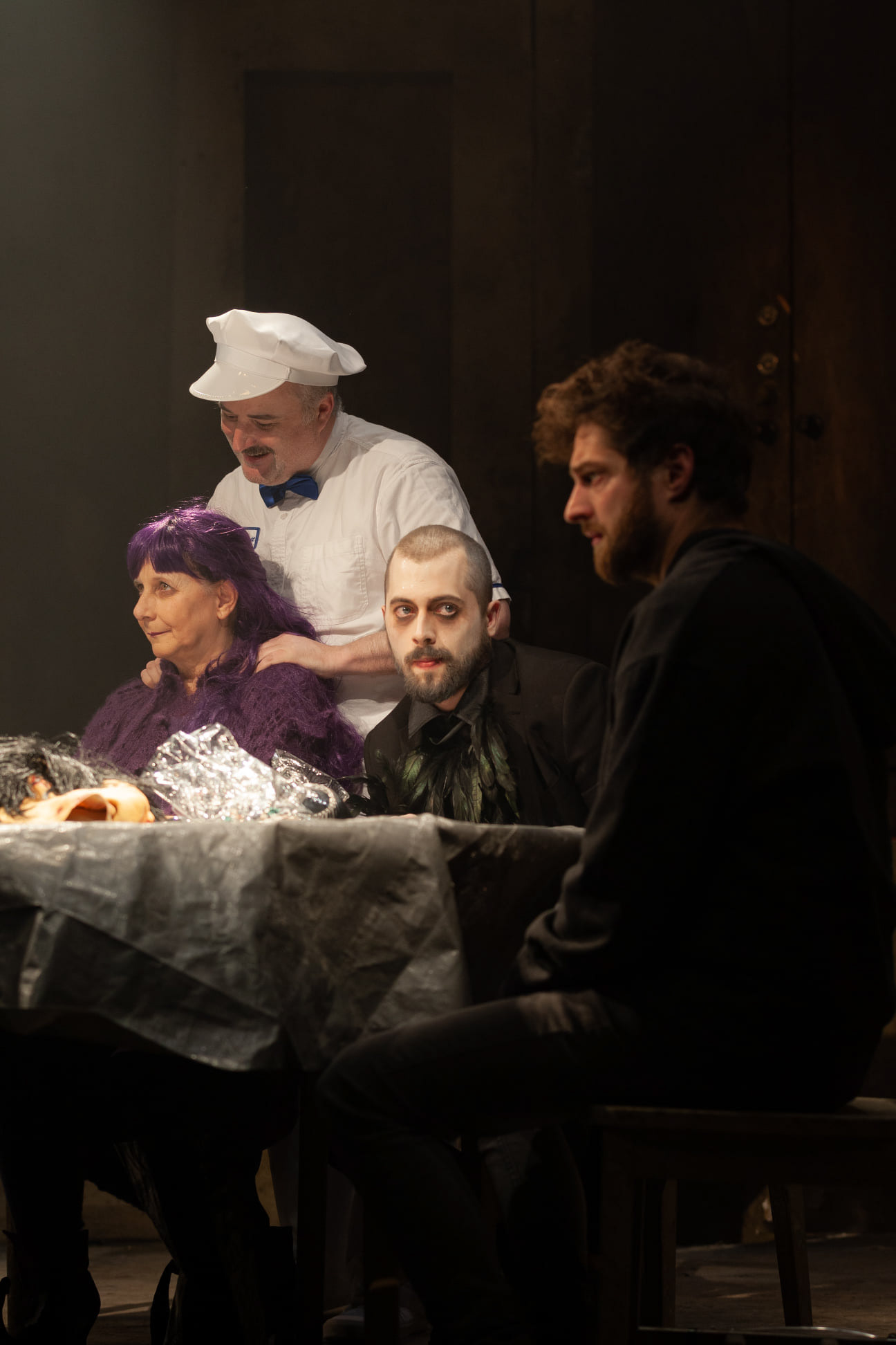 Lise Castonguay (La mère) Hugues Frenette (Le livreur de lait) Jean-Denis Beaudoin (L'ami de Félix) Mathieu Richard (Michael) © Maxim Paré-Fortin