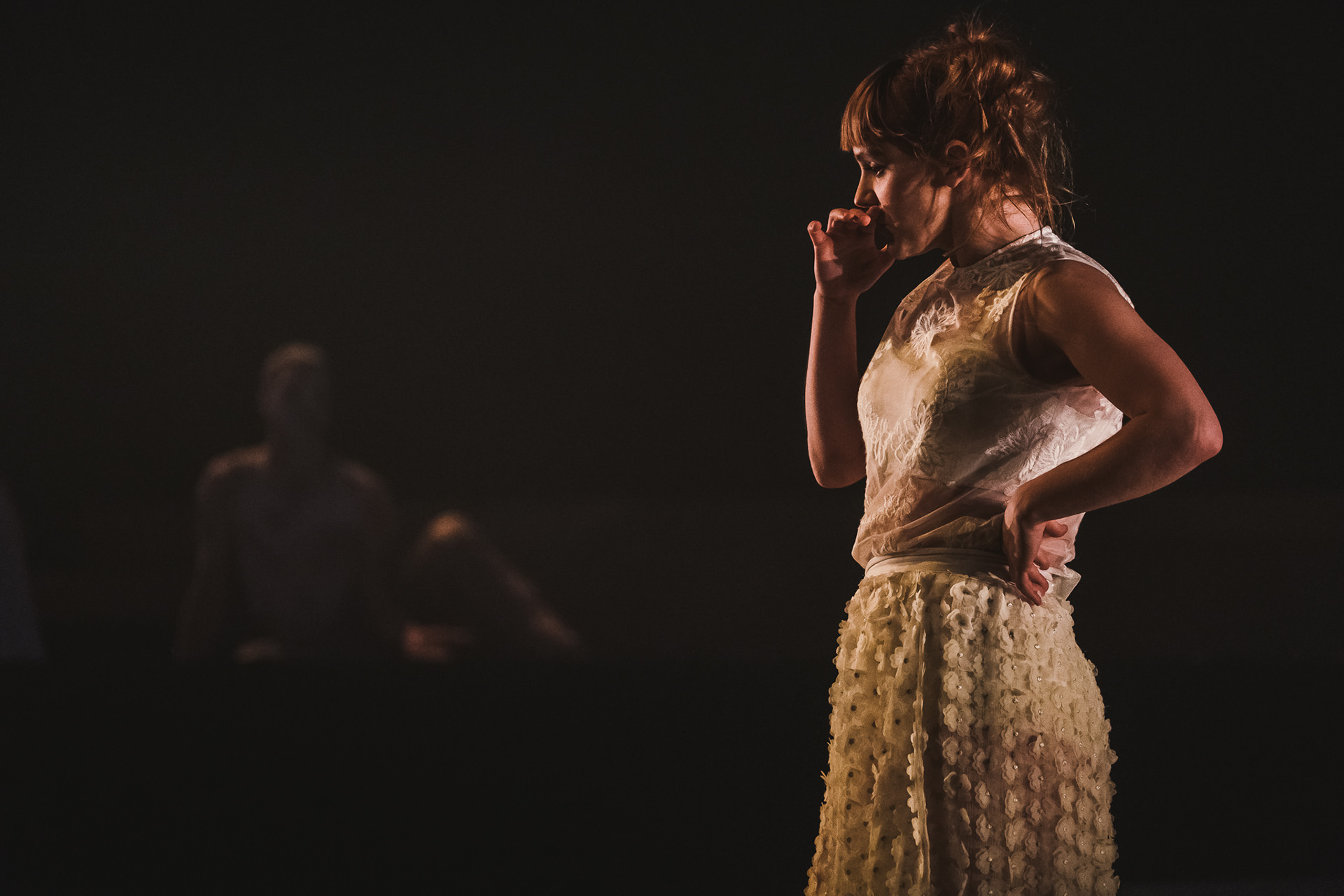 Patrick Ouellet (Puck) Mélissa Merlo (Hermia) © Stéphane Bourgeois
