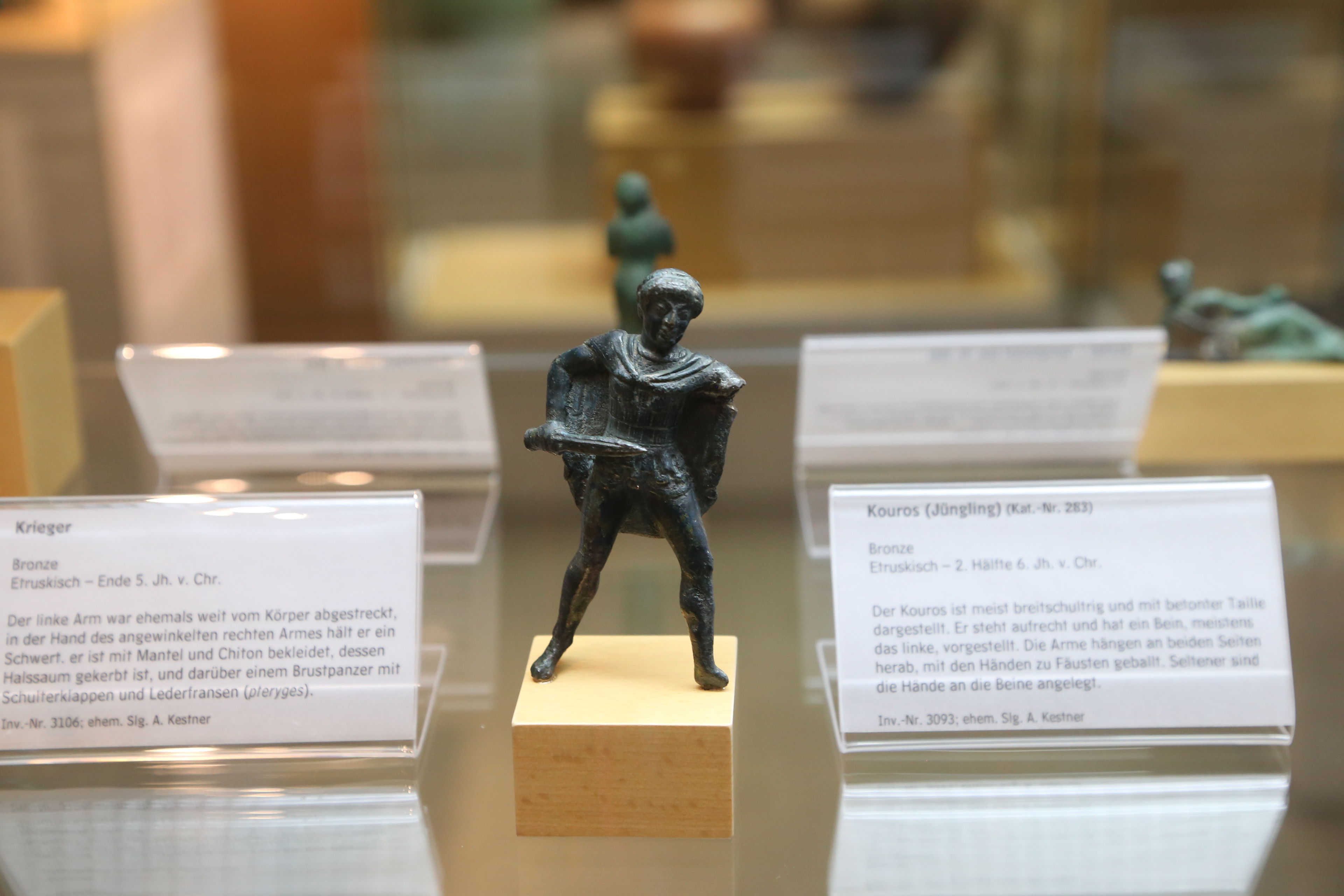 Etruscan warrior bronze, late 5th century BC, Museum August Kestner, Hannover