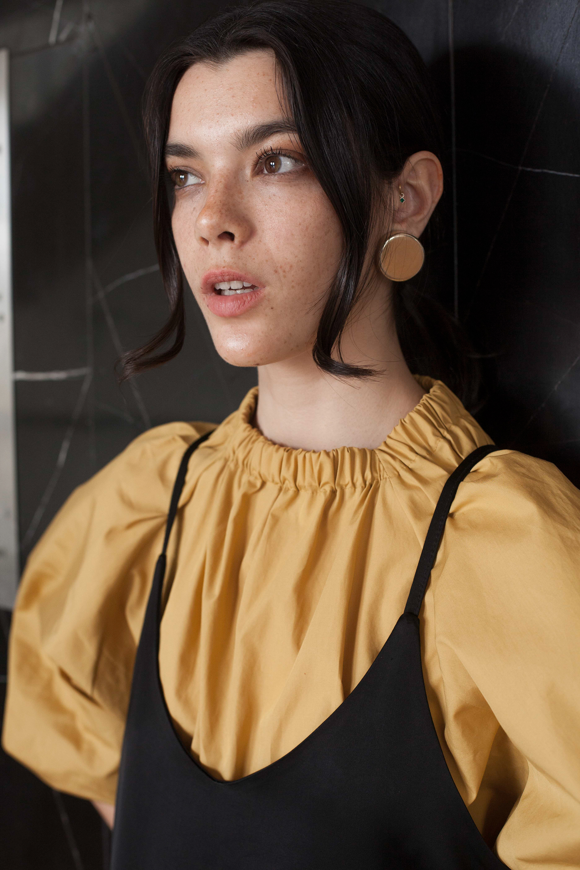 Drevena Helena x FRESHLABELS