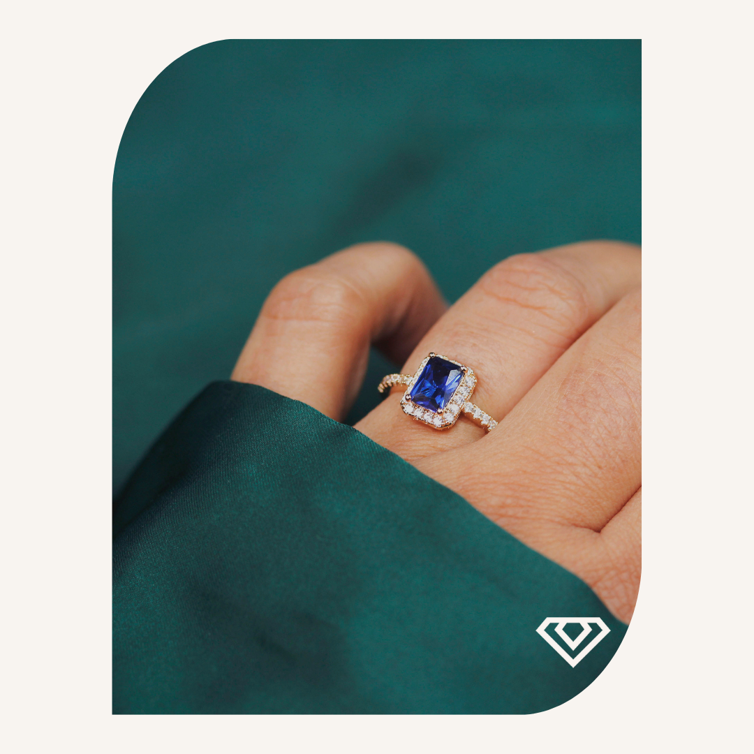 Anillo Oro Laminado. Diseño talla 7. Brilla por 6900 crc