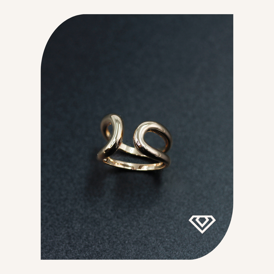 Anillo Oro Laminado Ajustable. Brilla por 6500crc