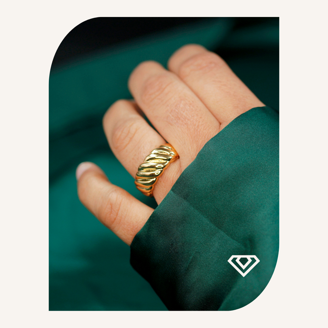 Anillo ajustable Bronce. Brilla por 4900 crc