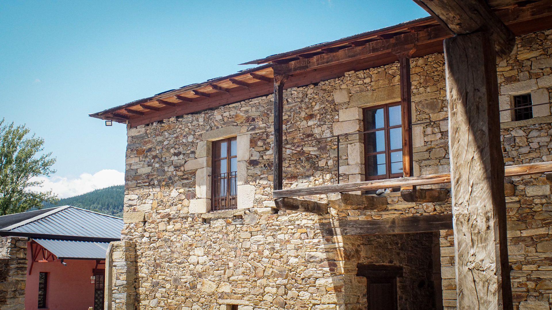 Viñedos y Bodegas Pittacum - Ponferrada