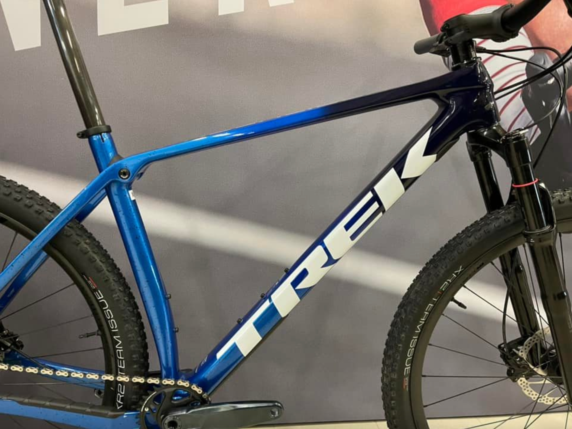 Nuova Trek Procaliber 9.7, blu