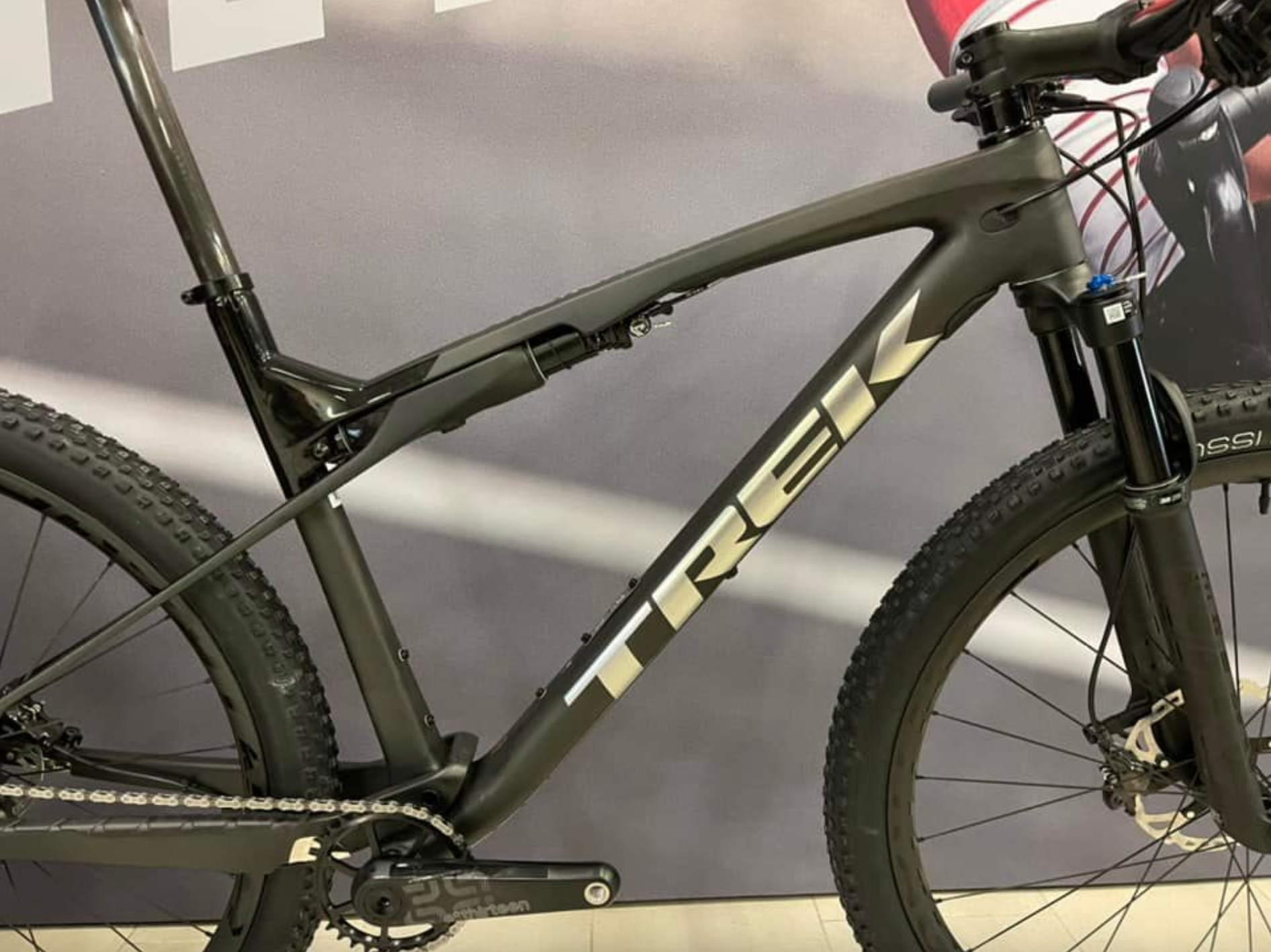 Nuova Trek Supercaliber 9.8