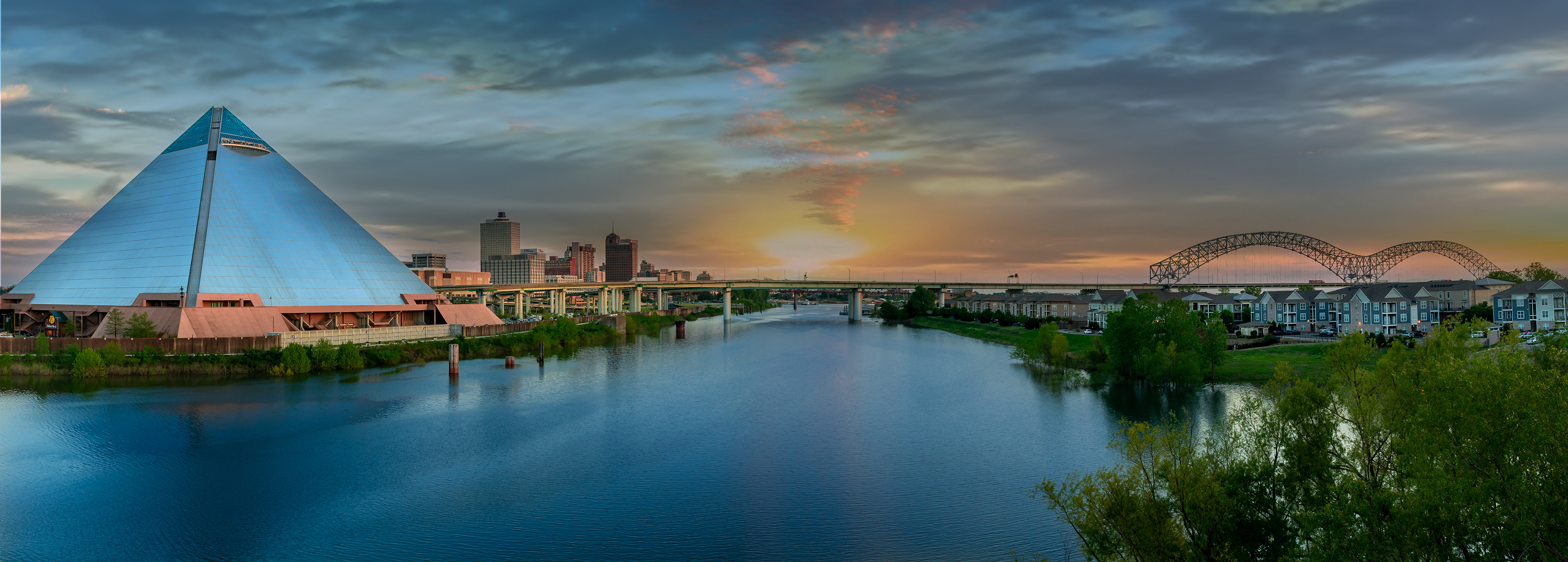 Memphis from Mud Island bridge, May 2019