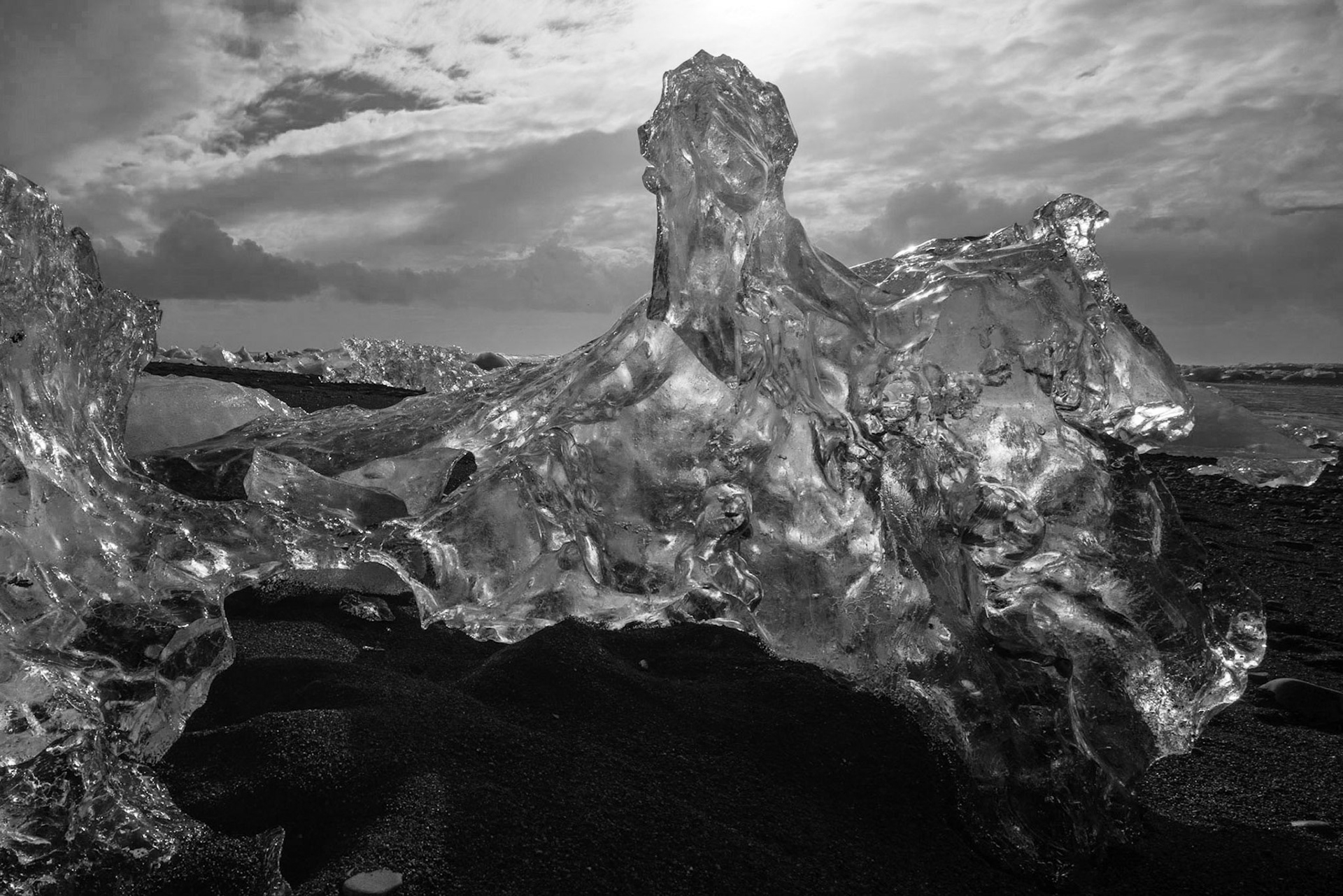 Aliens on the Beach, Iceland