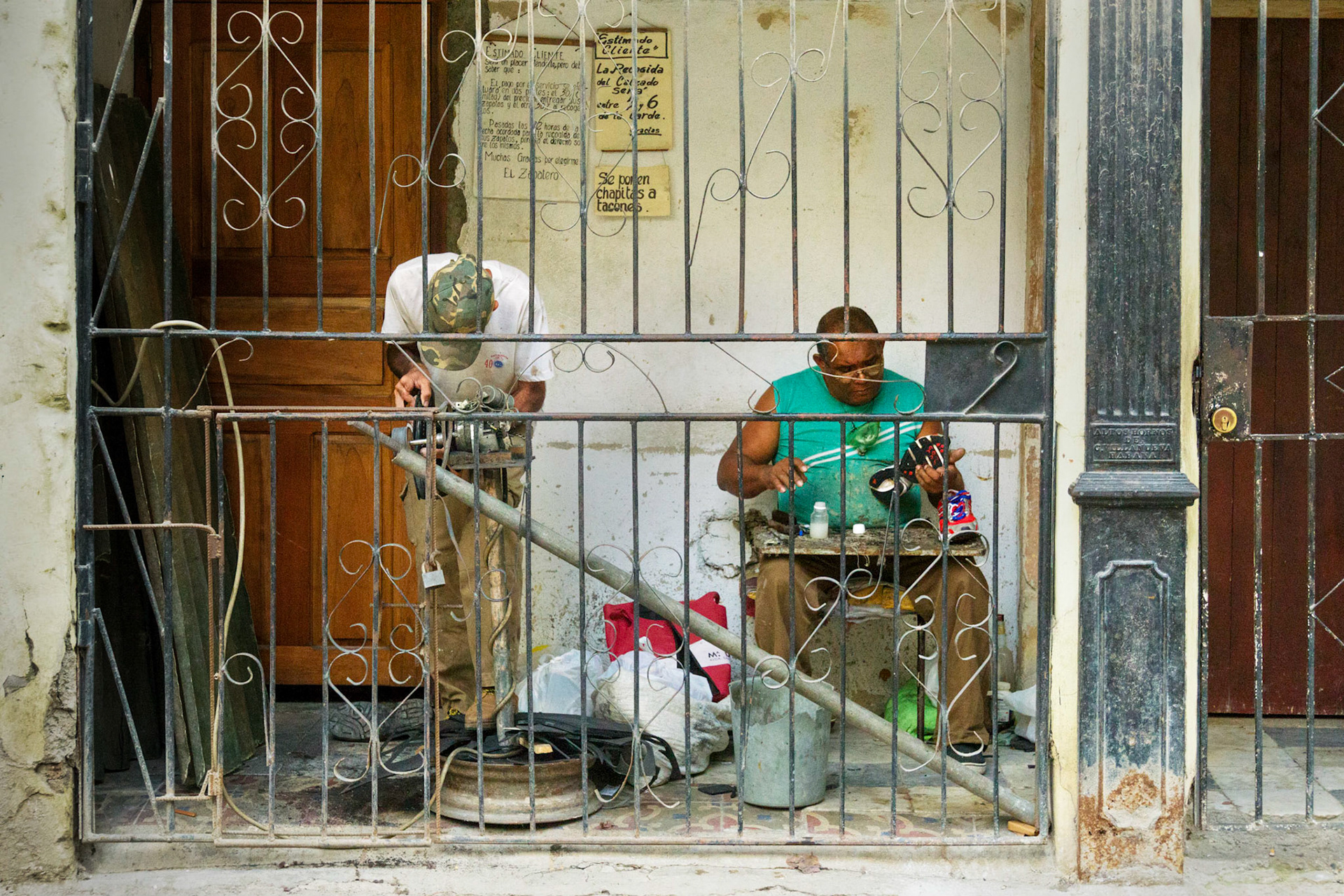 Shoe Repair, Havana