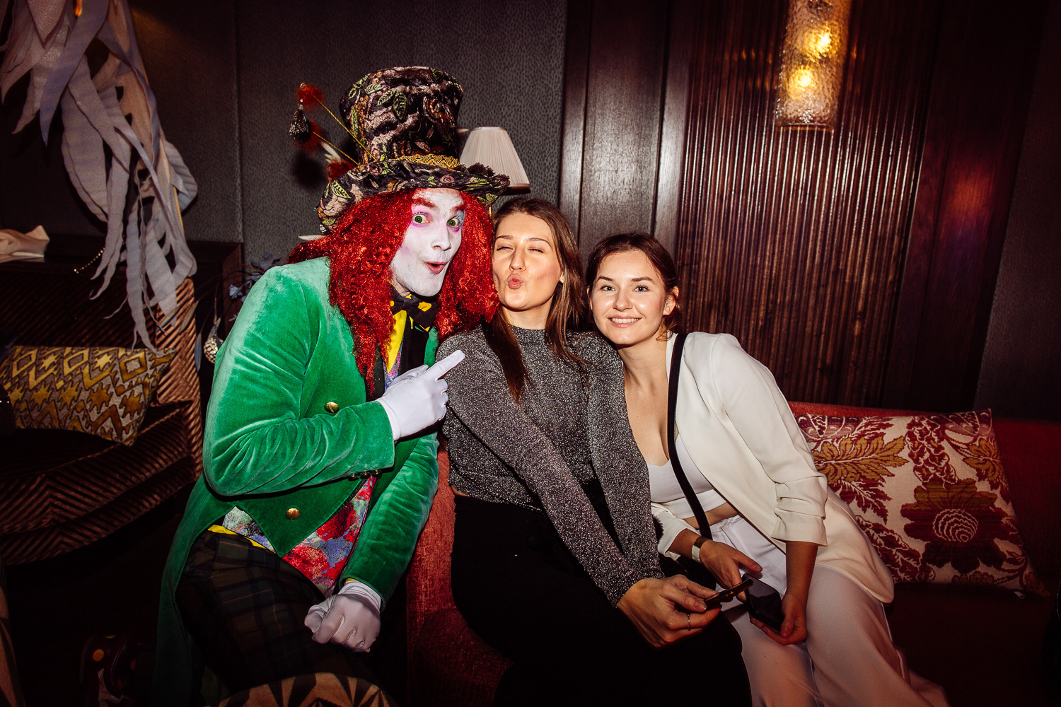 Świąteczna impreza firmowa "Alicja w Krainie Czarów" 