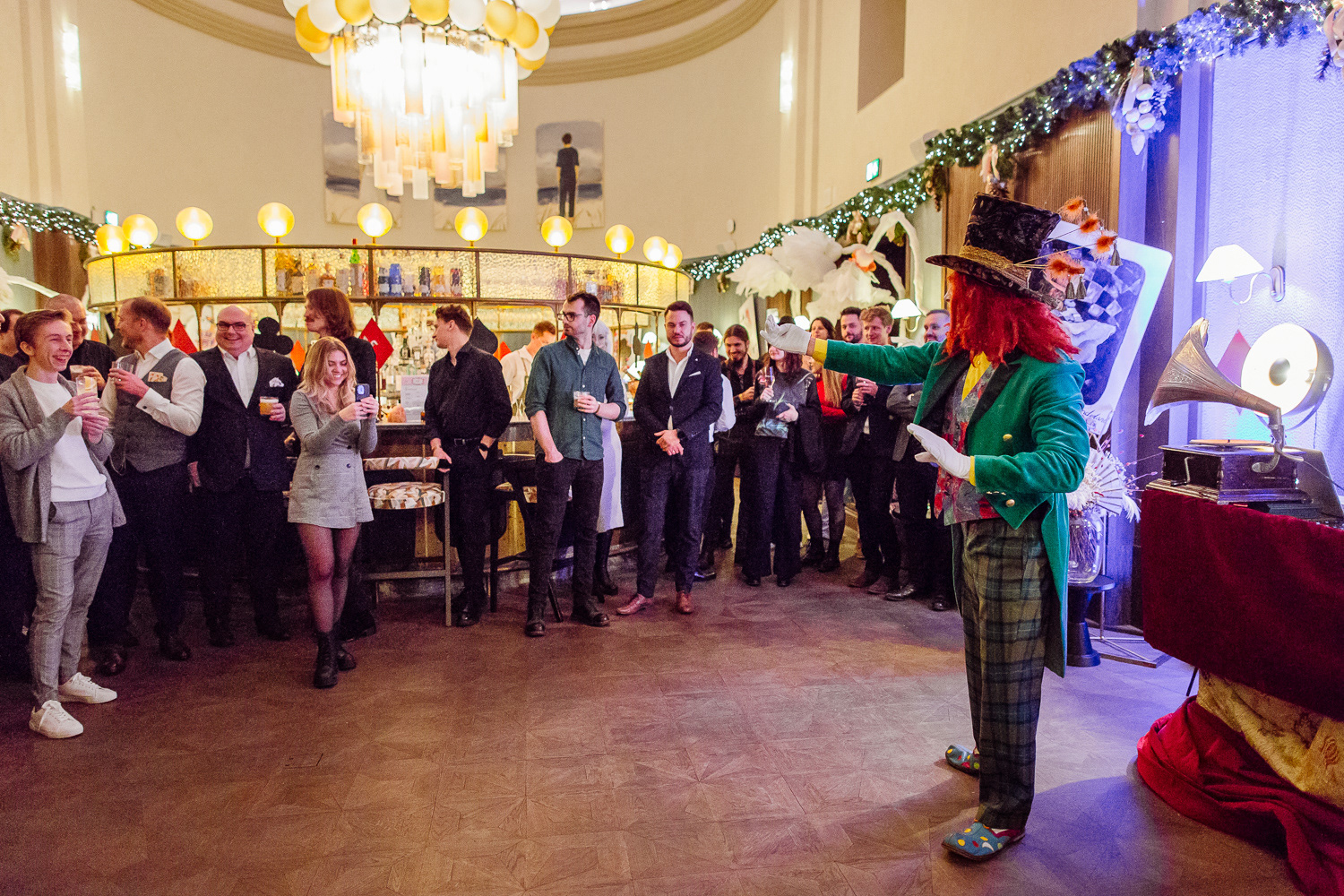 Świąteczna impreza firmowa "Alicja w Krainie Czarów" 