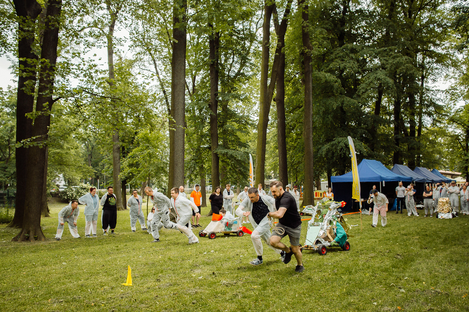 Firmowy event integracyjny - wyścig rydwanów DIY z Gwiezdnych Wojen, Kraków.