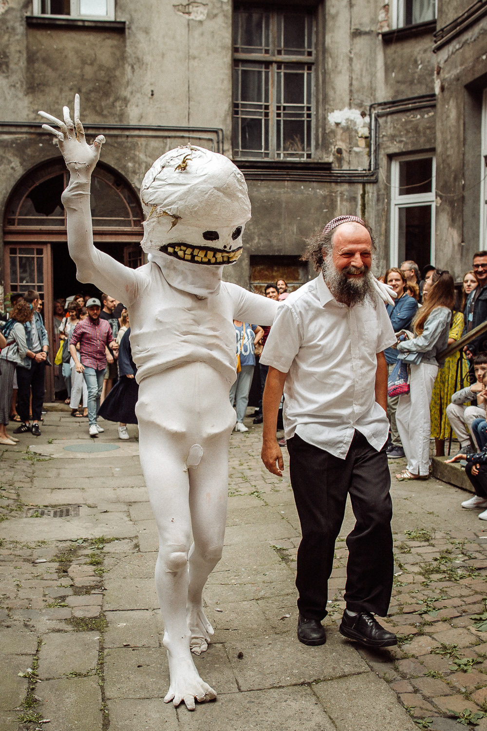 Performance uliczny - Stefanie Oberhoff i Snuff Puppets, 31st Jewish Culture Festival in Krakow 2022