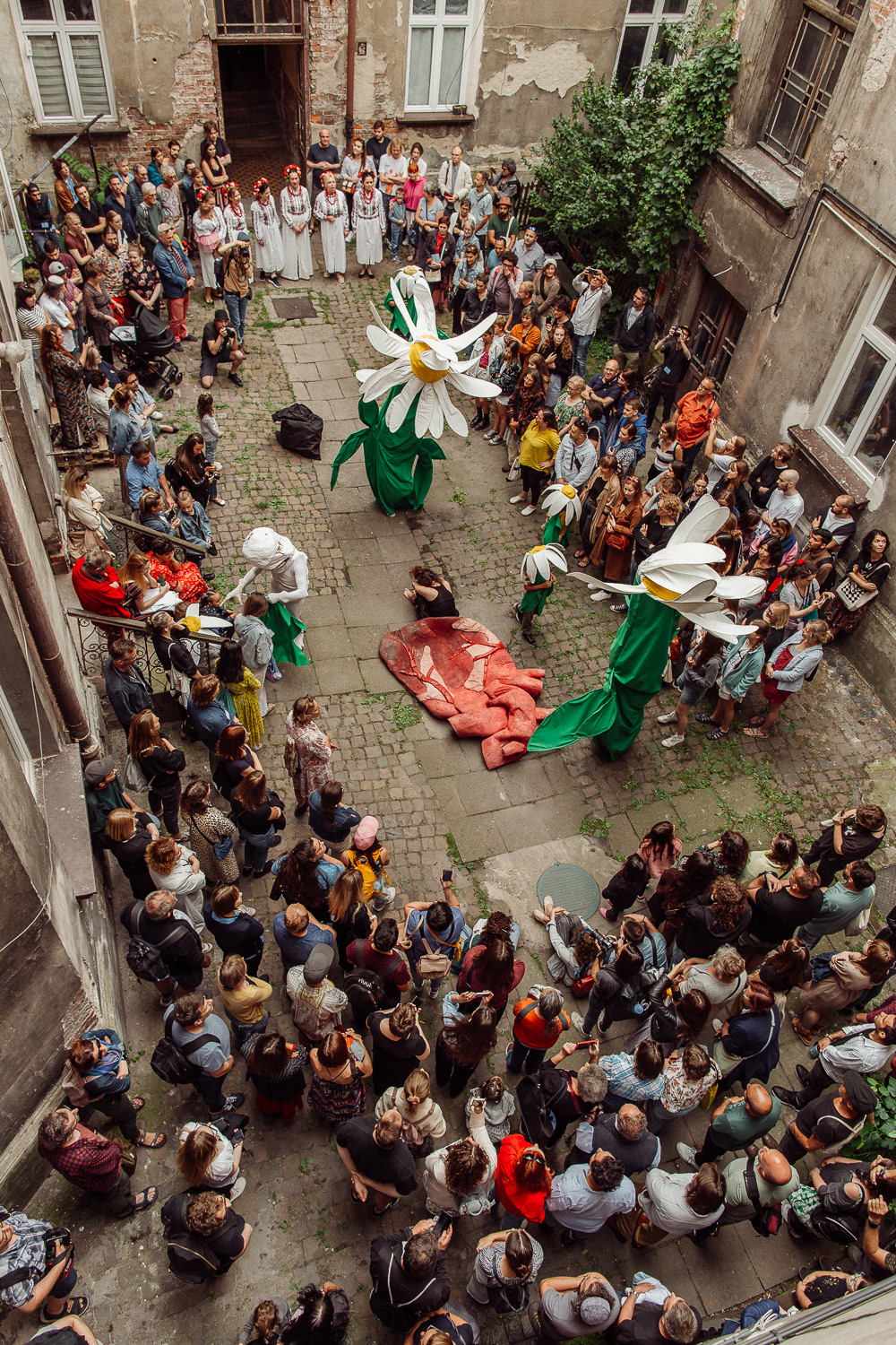 Performance uliczny - Stefanie Oberhoff i Snuff Puppets, 31st Jewish Culture Festival in Krakow 2022
