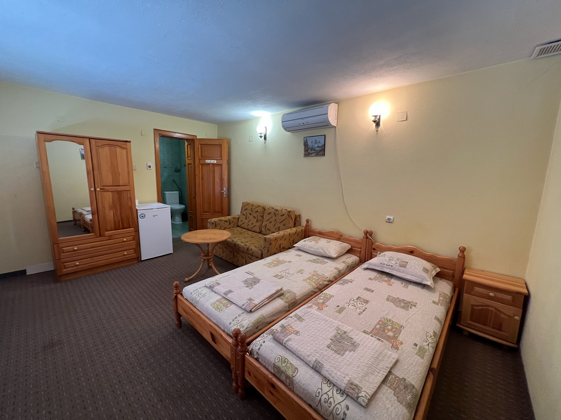 Двойна стая 2