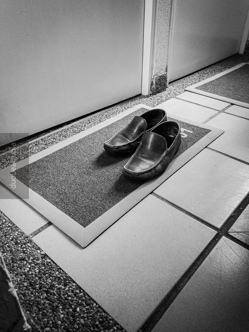 Favorite 13. A scene that was seen only in pandemics (although common in my house as well as in Sweden): Leaving the shoes when arriving home. 