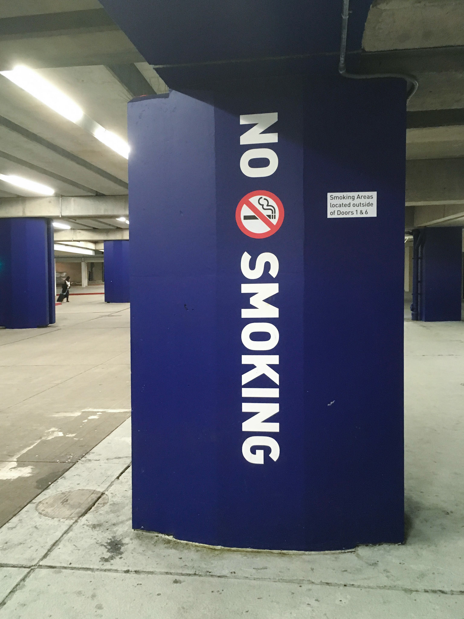 No Smoking Graphics - Newark Liberty Airport Terminal C