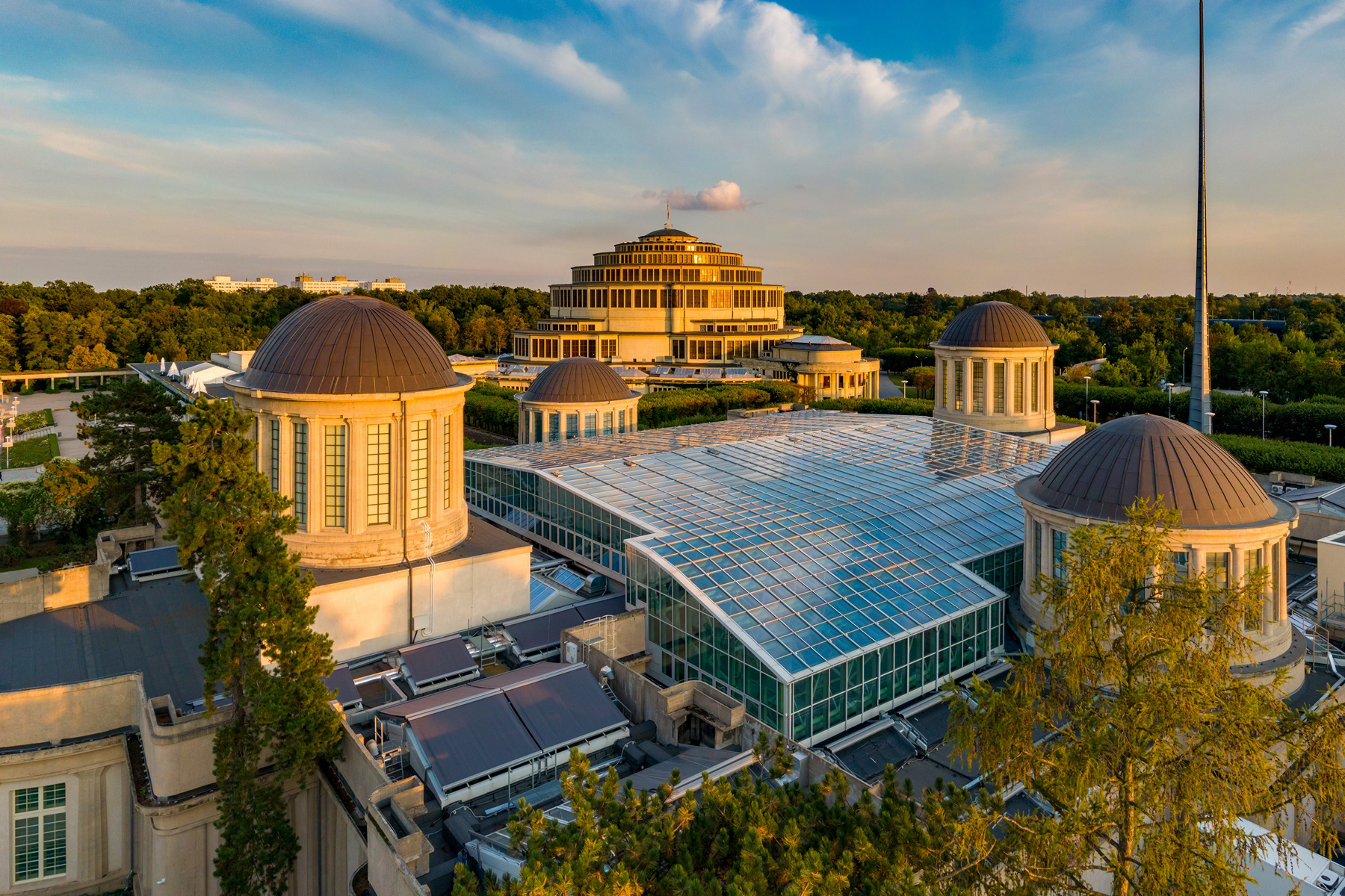zdjęcia z drona: Hala Stulecia, Pawilon Czterech Kopuł