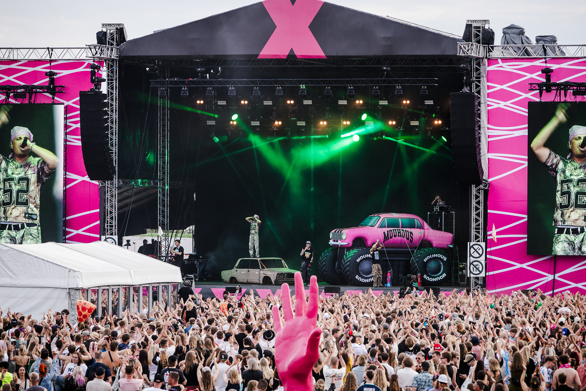 Mouhous, Ilosaarirock