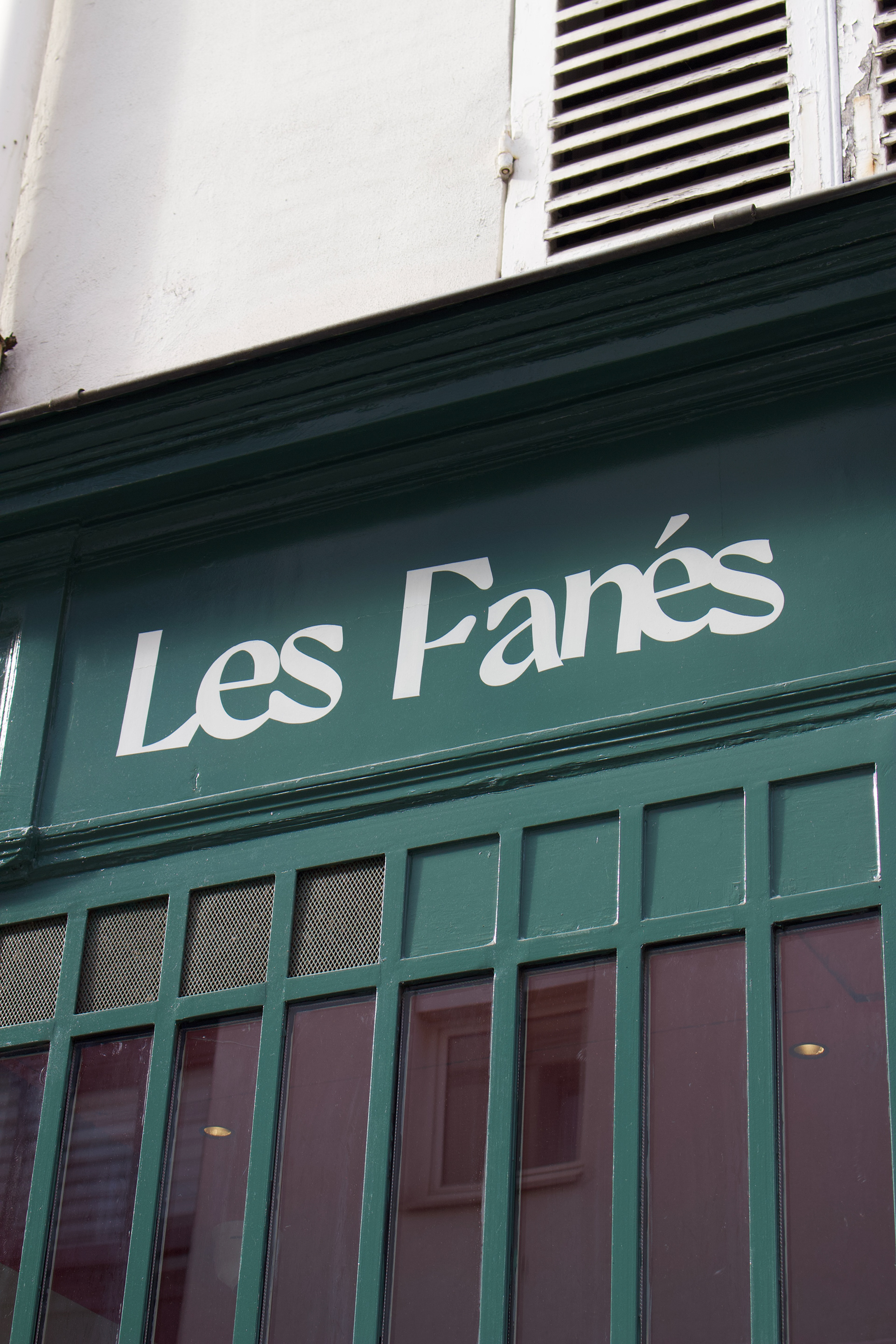 Les Fanés, Paris