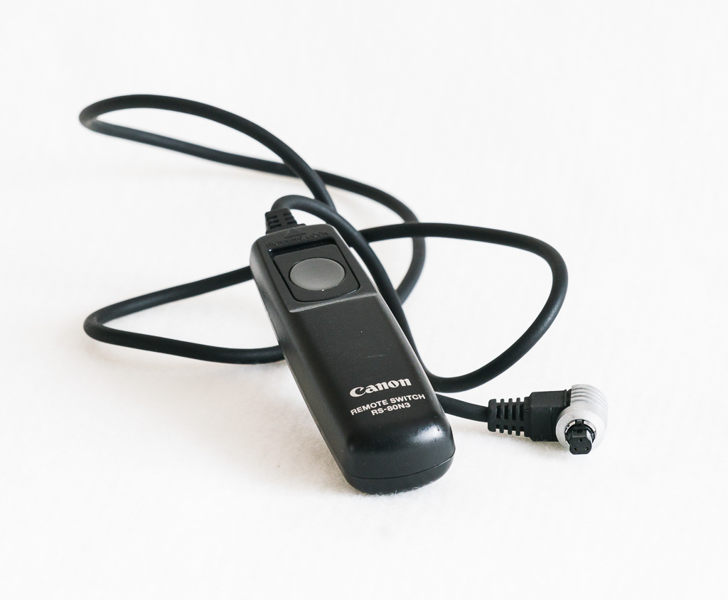 Kaukosäädin RS-80N3