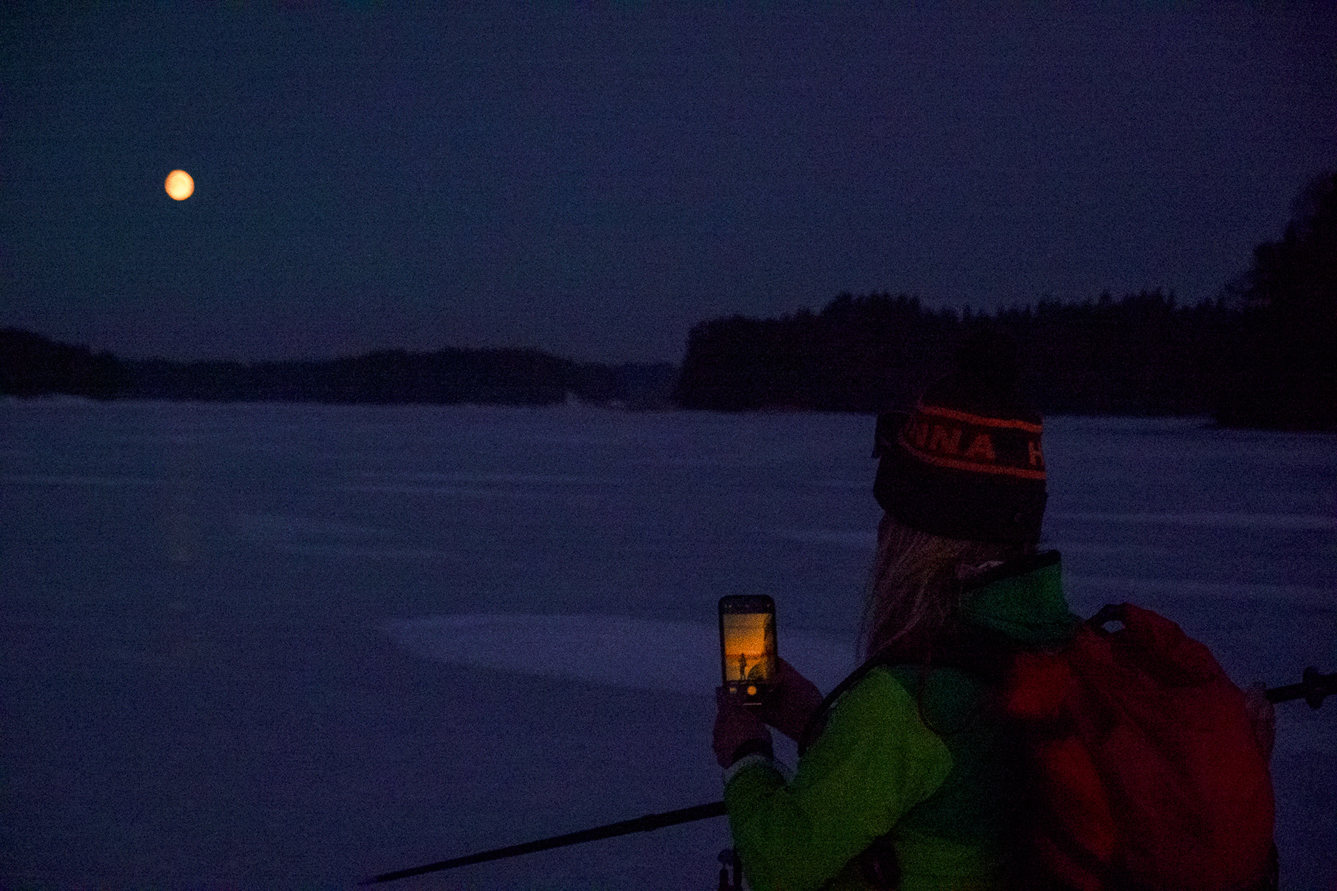 Fullmåne, soluppgång och selfie
