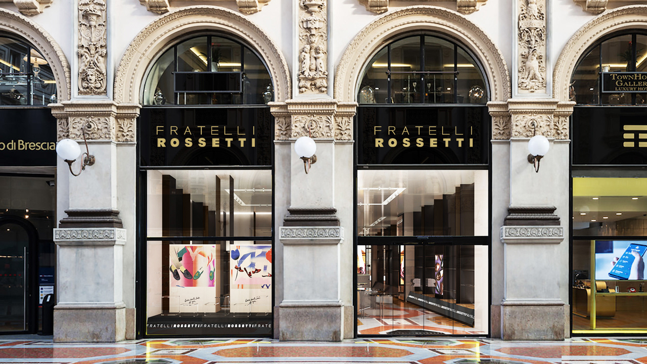 The windows of Fratelli Rossetti boutique in Galleria Vittorio Emanuele in Milan - Yume Visual