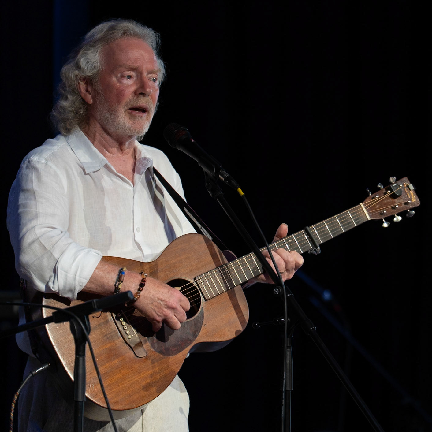 Reg Meuross