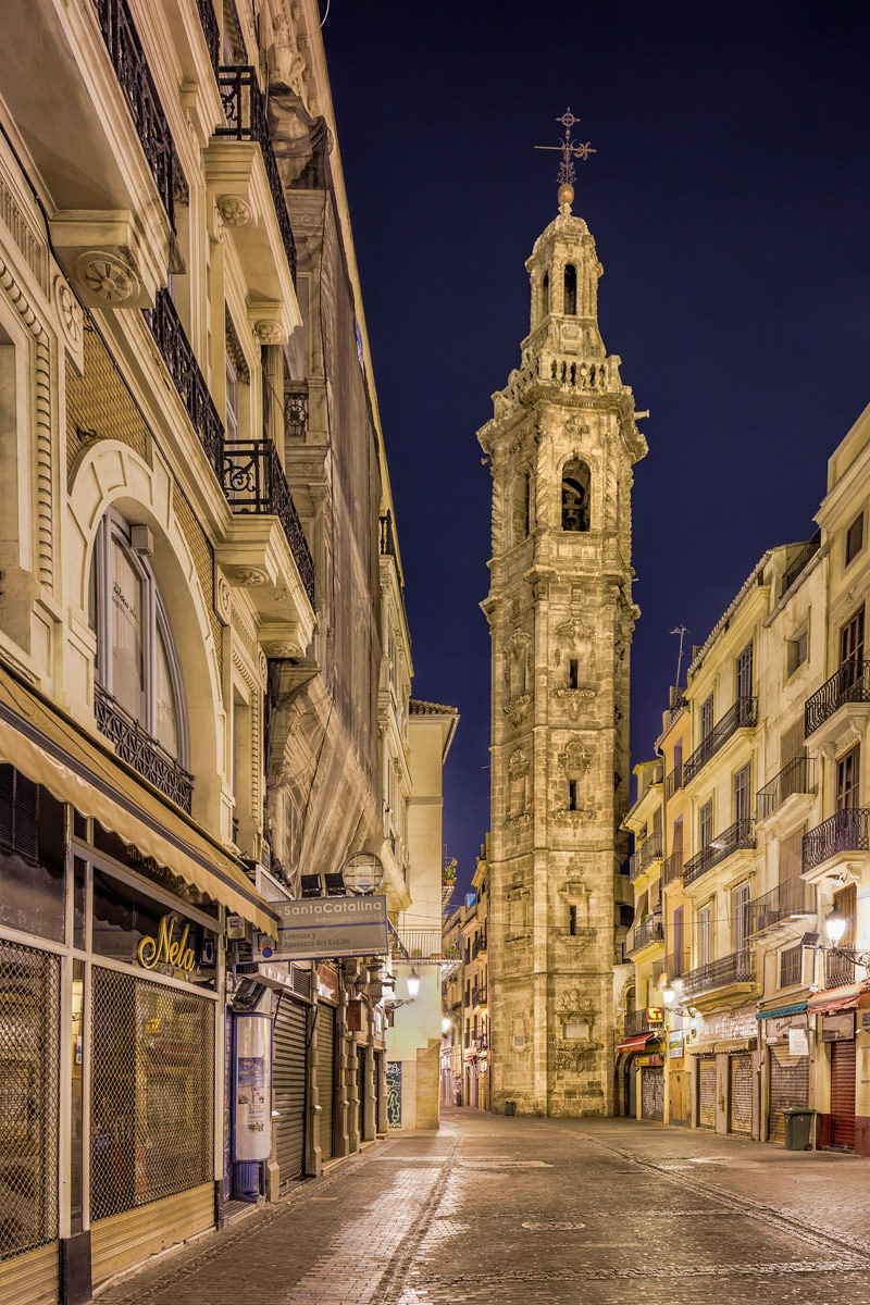 Placa de Santa Catalina and Iglesia de Santa Catalina