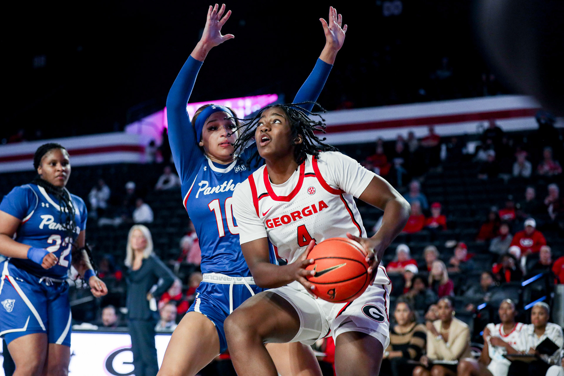 Georgia forward Miyah Verse (4) during Georgia’s game against Georgia State at Stegeman Coliseum in Athens, Ga., on Nov. 14, 2024. (Blake Caviness/UGAAA)