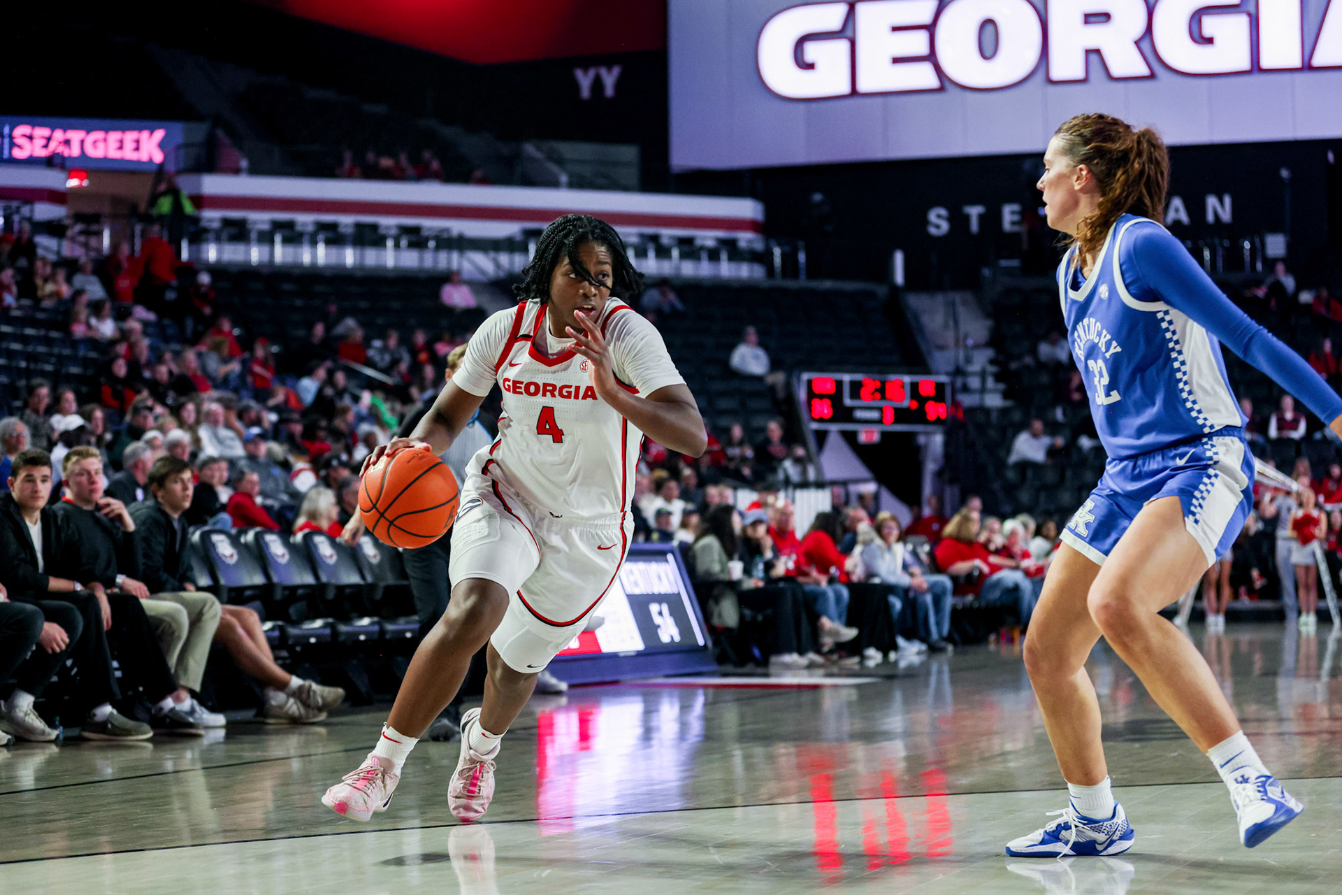 Georgia forward Miyah Verse (4) during Georgia’s game against Kentucky at Stegeman Coliseum in Athens, Ga., on Sunday, Jan. 19, 2025. (Blake Caviness/UGAAA)