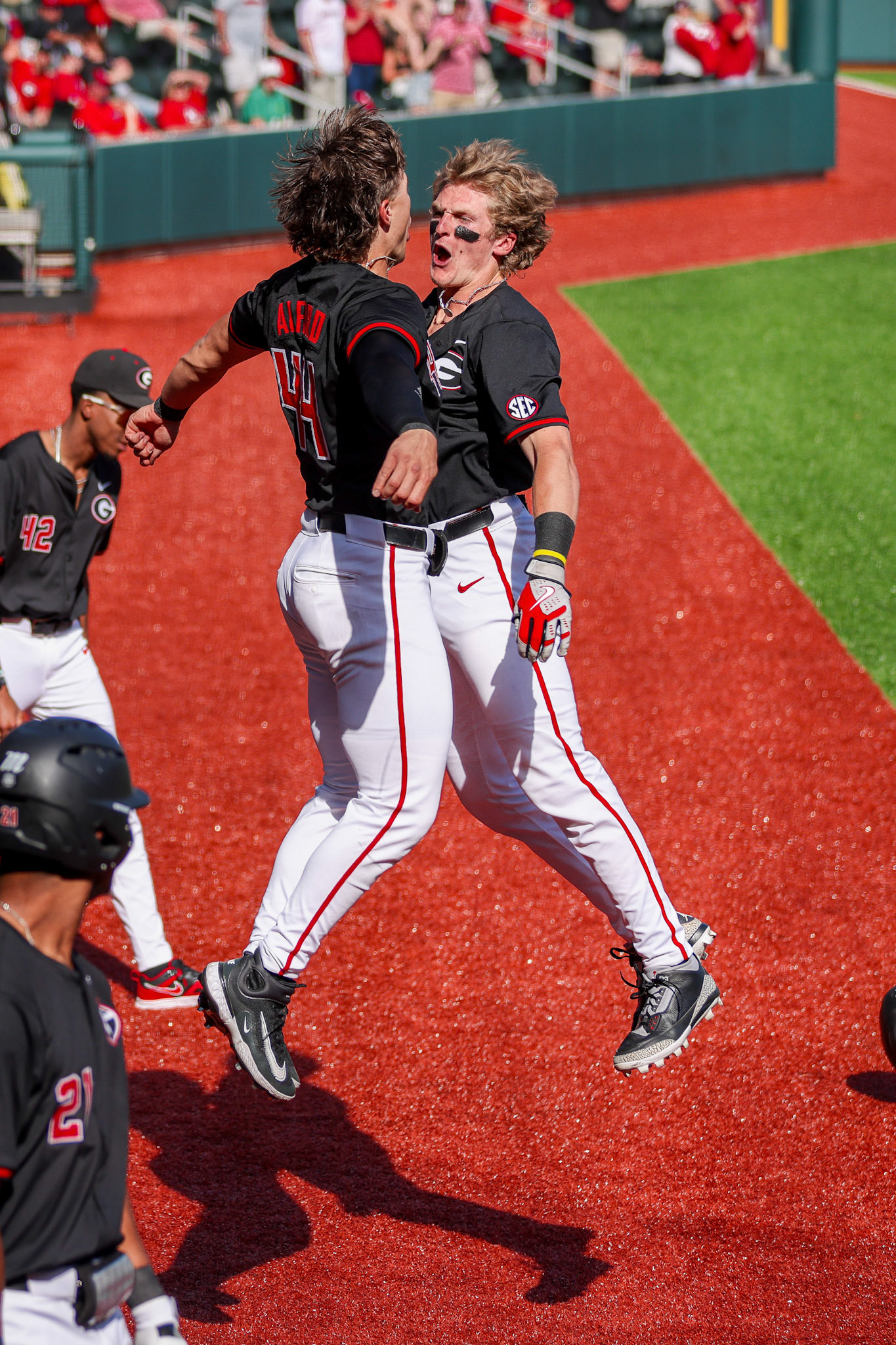 Georgia infielder Slate Alford (44), Georgia catcher Henry Hunter (11) during Georgia’s game against Kentucky at Foley Field in Athens, Ga., on Sunday, March 16, 2025. (Blake Caviness/UGAAA)
